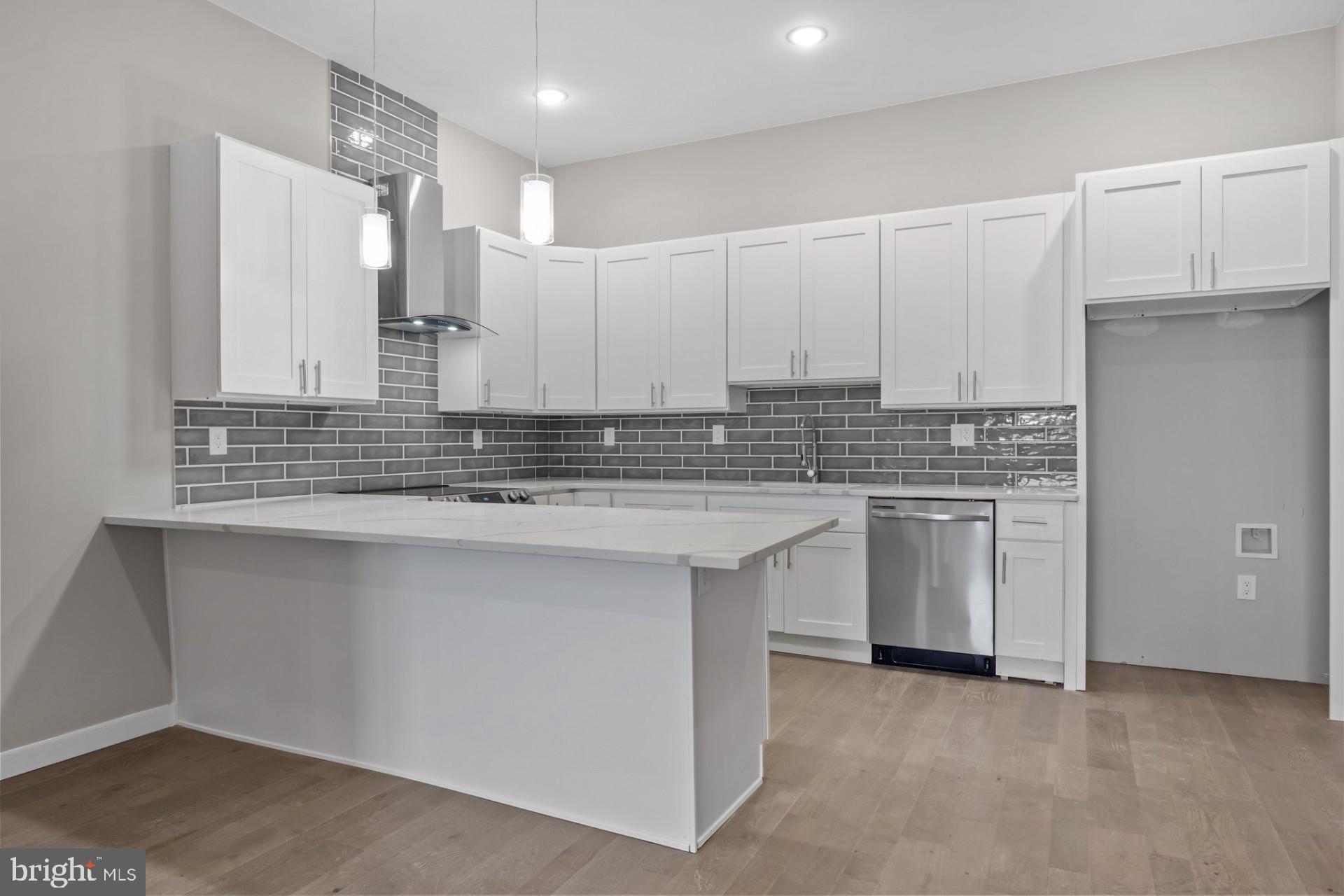 BRISTOL - Residential