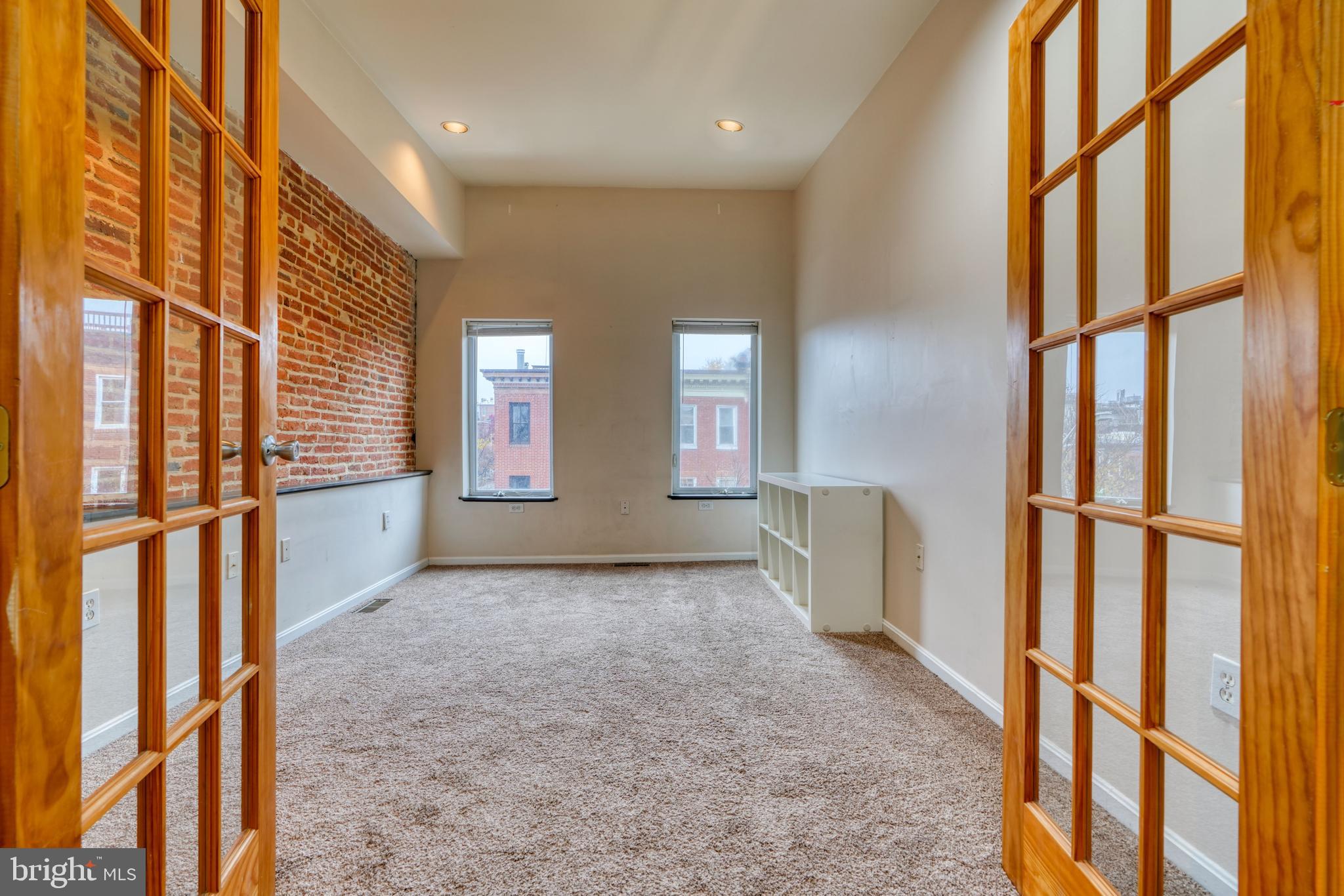 BUTCHERS HILL - Residential