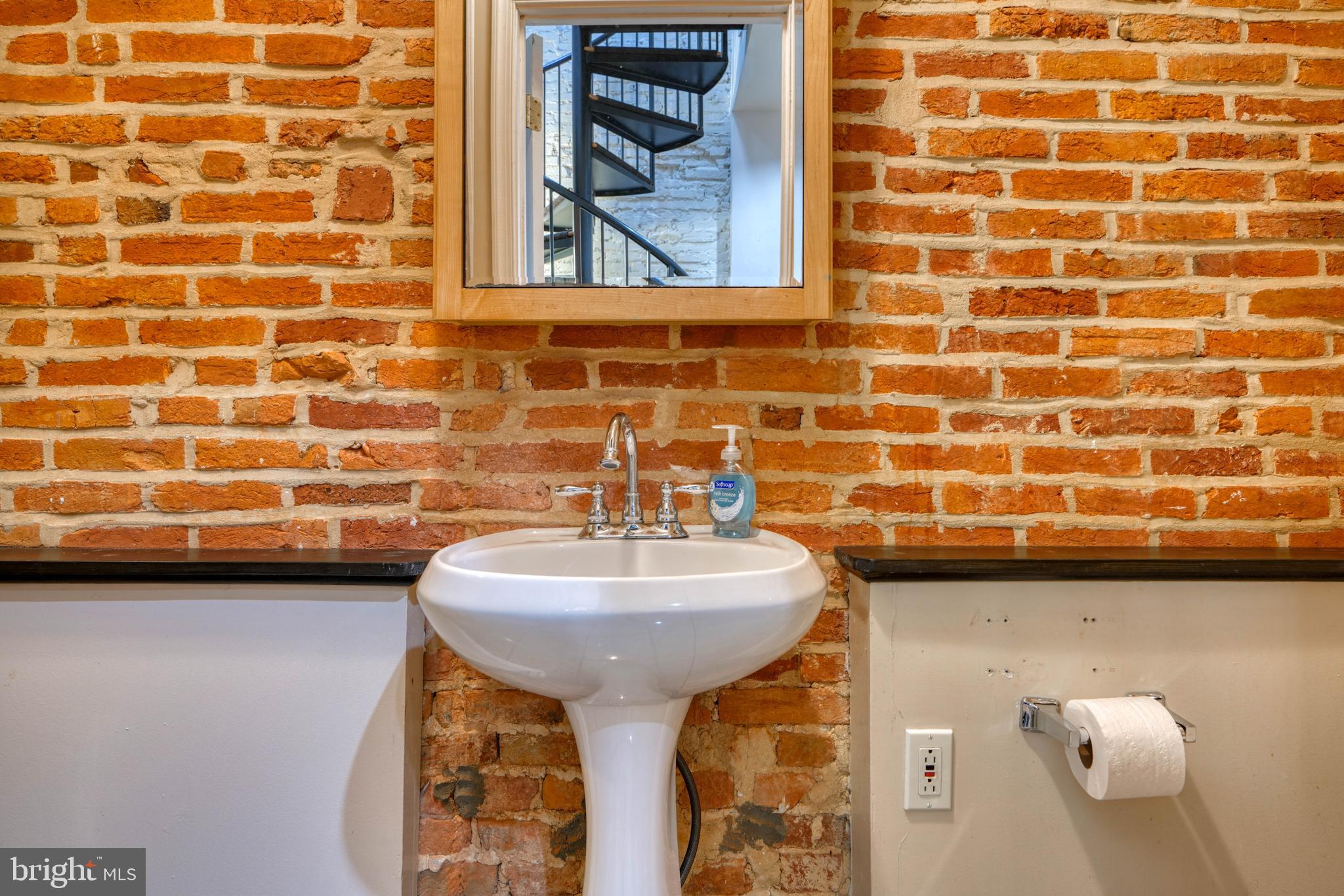 BUTCHERS HILL - Residential