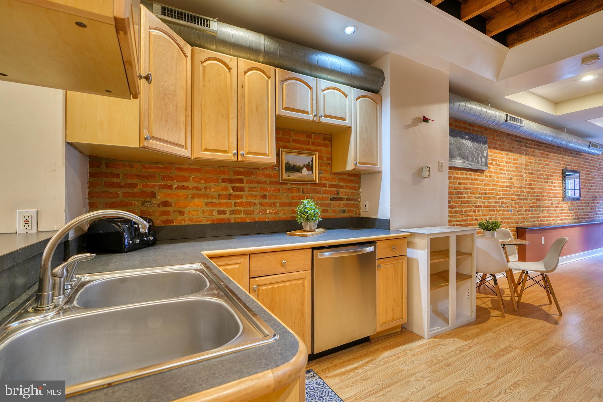 BUTCHERS HILL - Residential