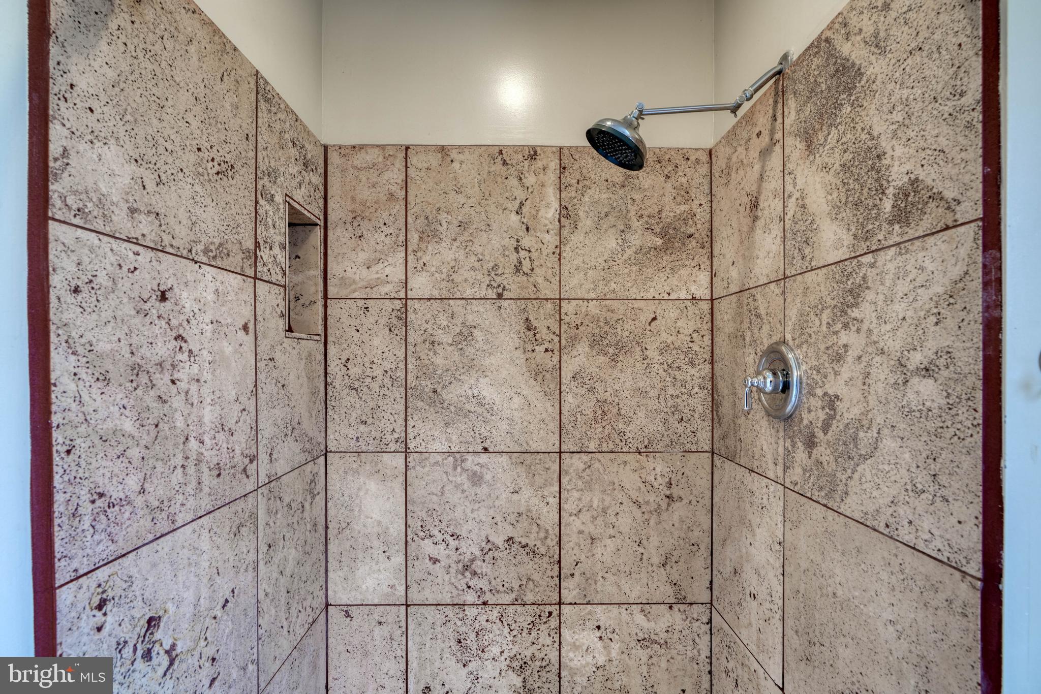 BUTCHERS HILL - Residential