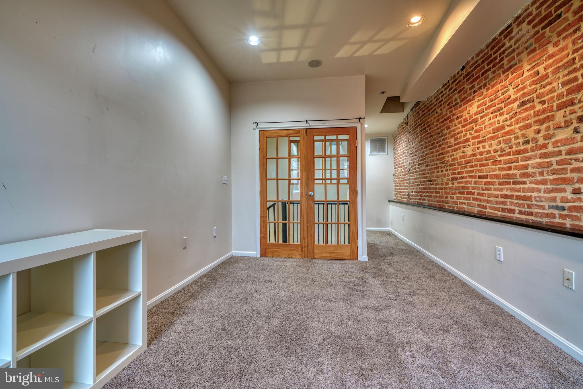 BUTCHERS HILL - Residential