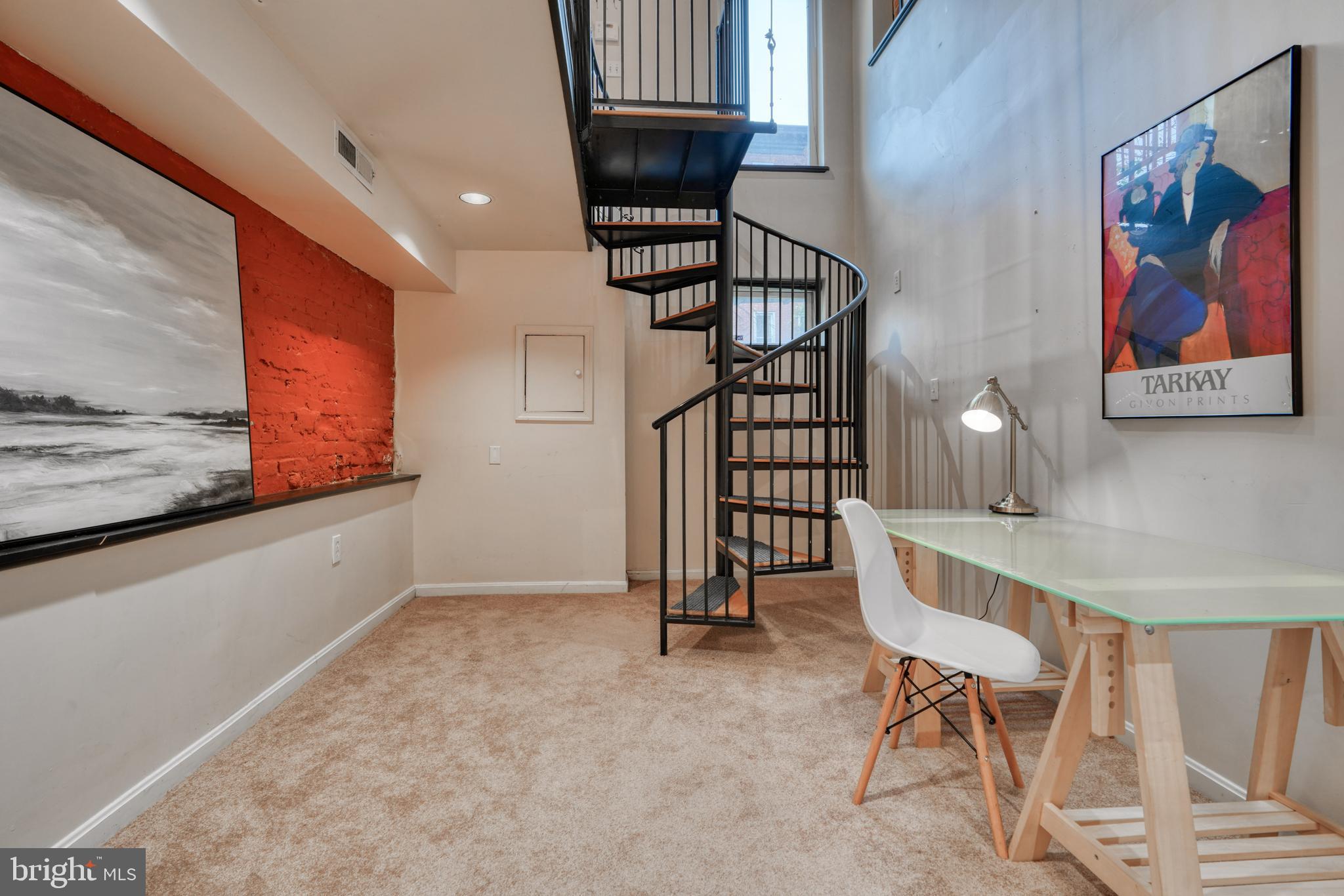 BUTCHERS HILL - Residential