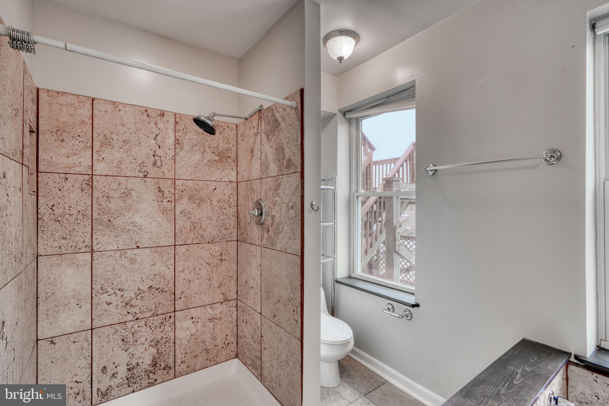 BUTCHERS HILL - Residential