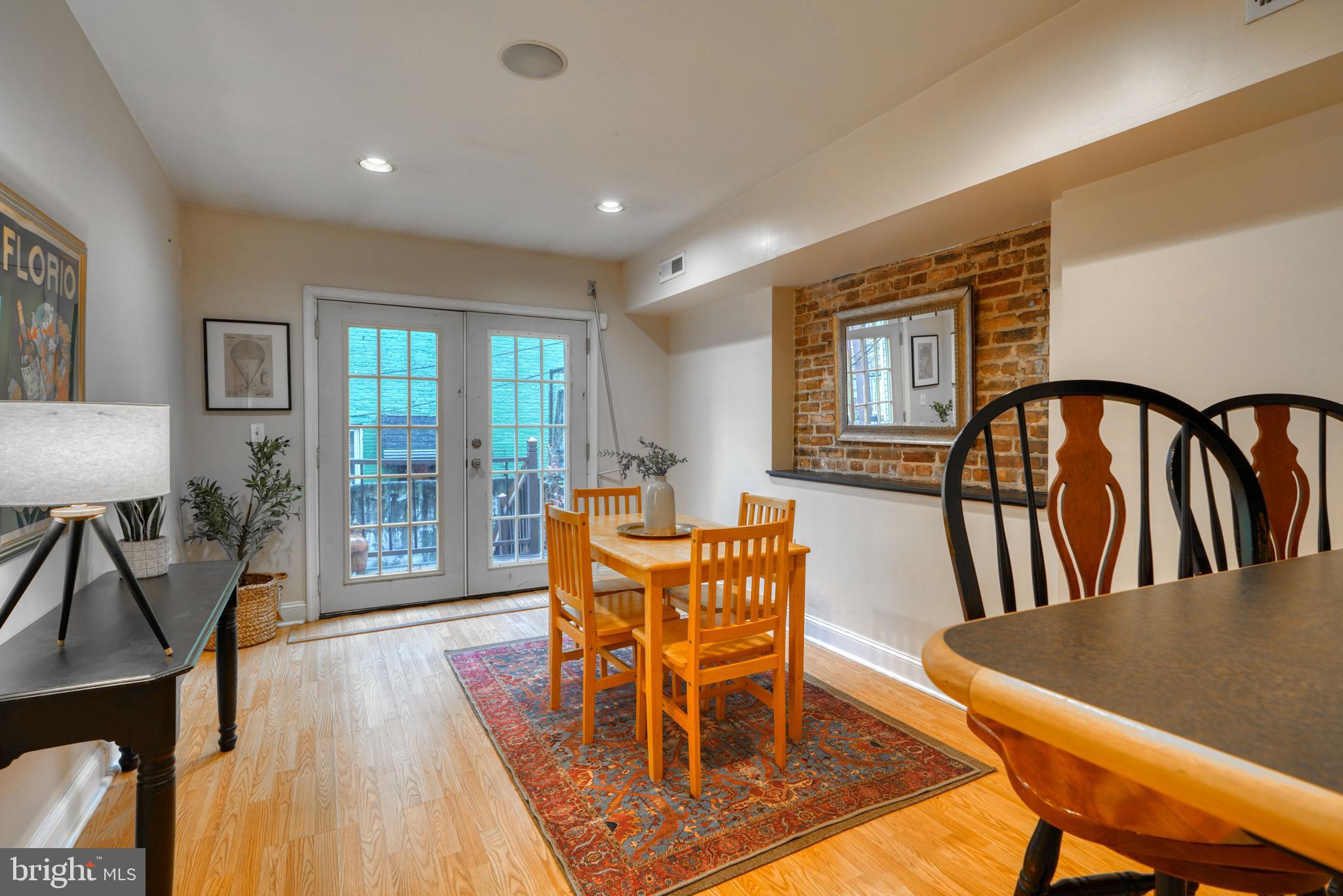 BUTCHERS HILL - Residential