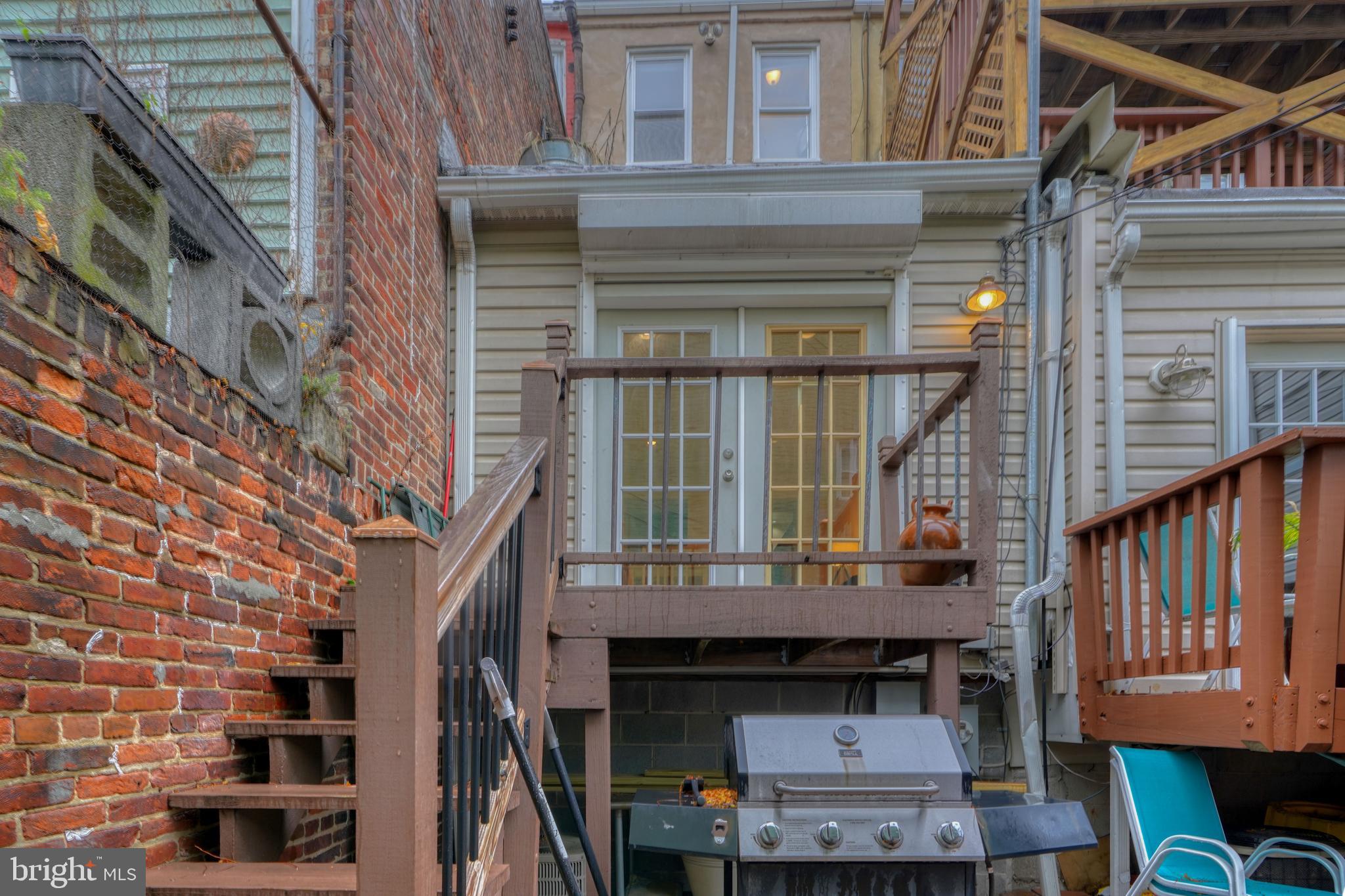 BUTCHERS HILL - Residential