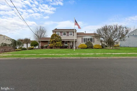 48 Creighton Circle, Old Bridge, NJ MLS: NJMX2009254