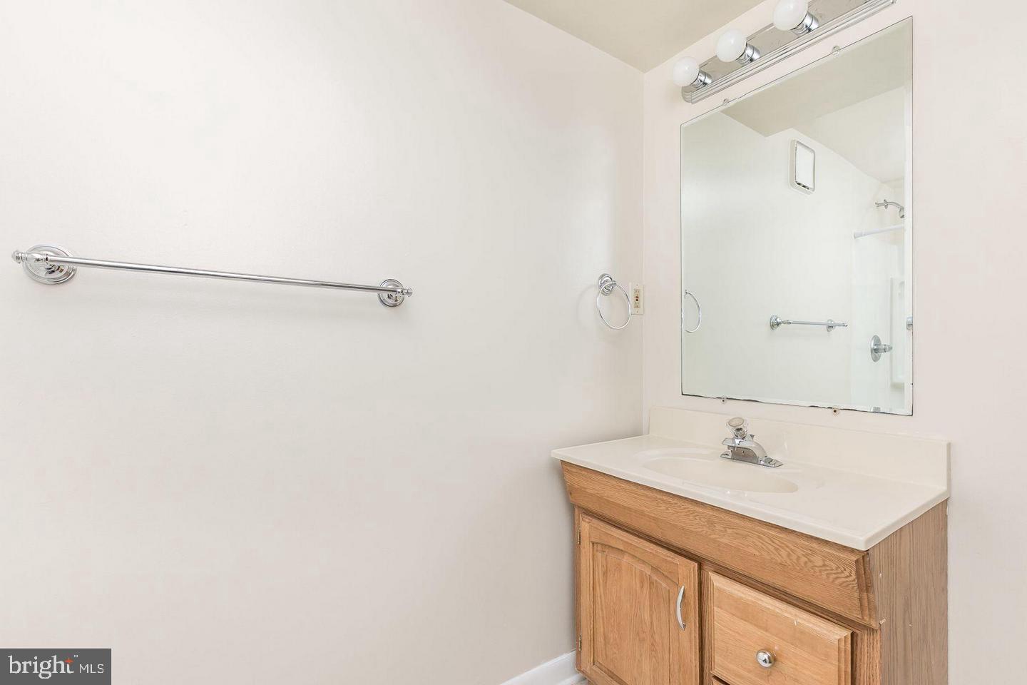 CARTERS COVE - Residential Lease