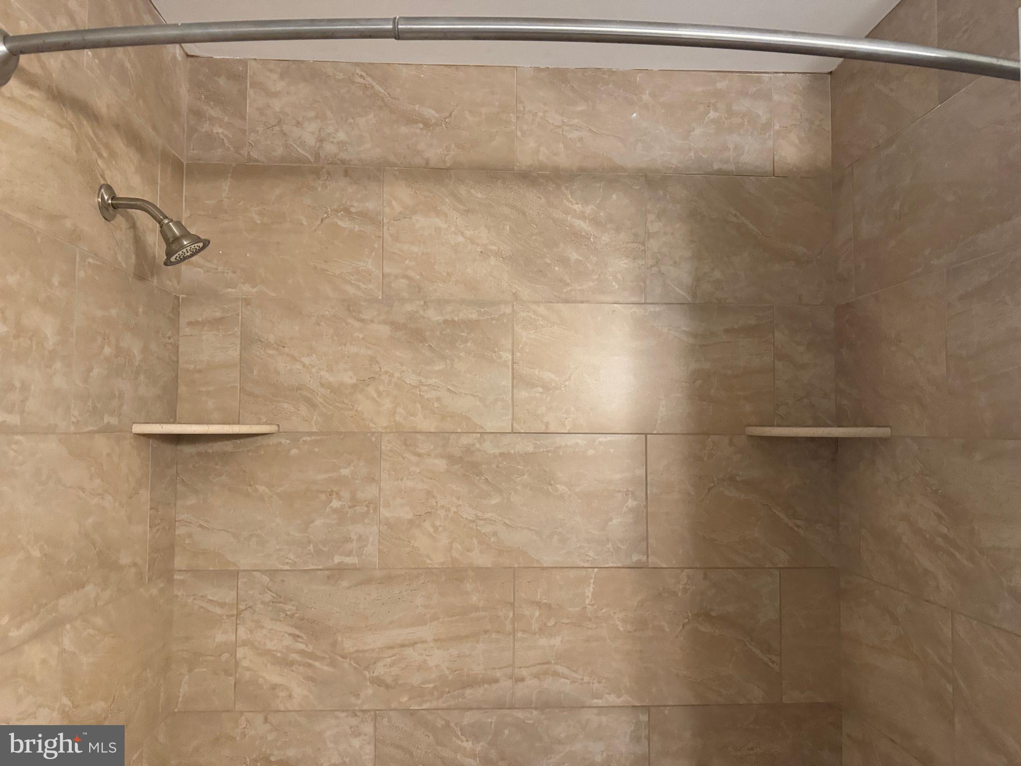 RHONDDA - Residential