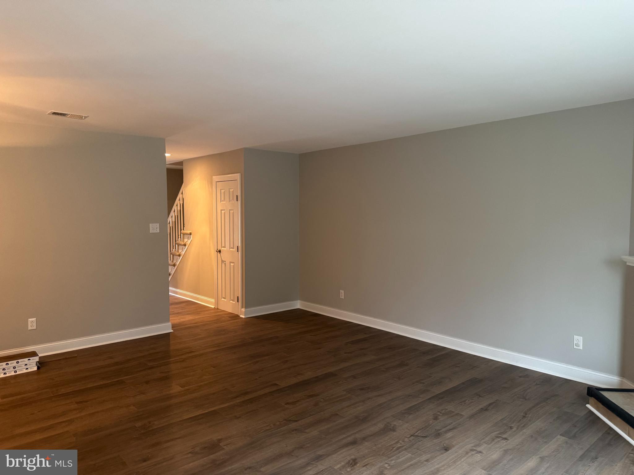 RHONDDA - Residential