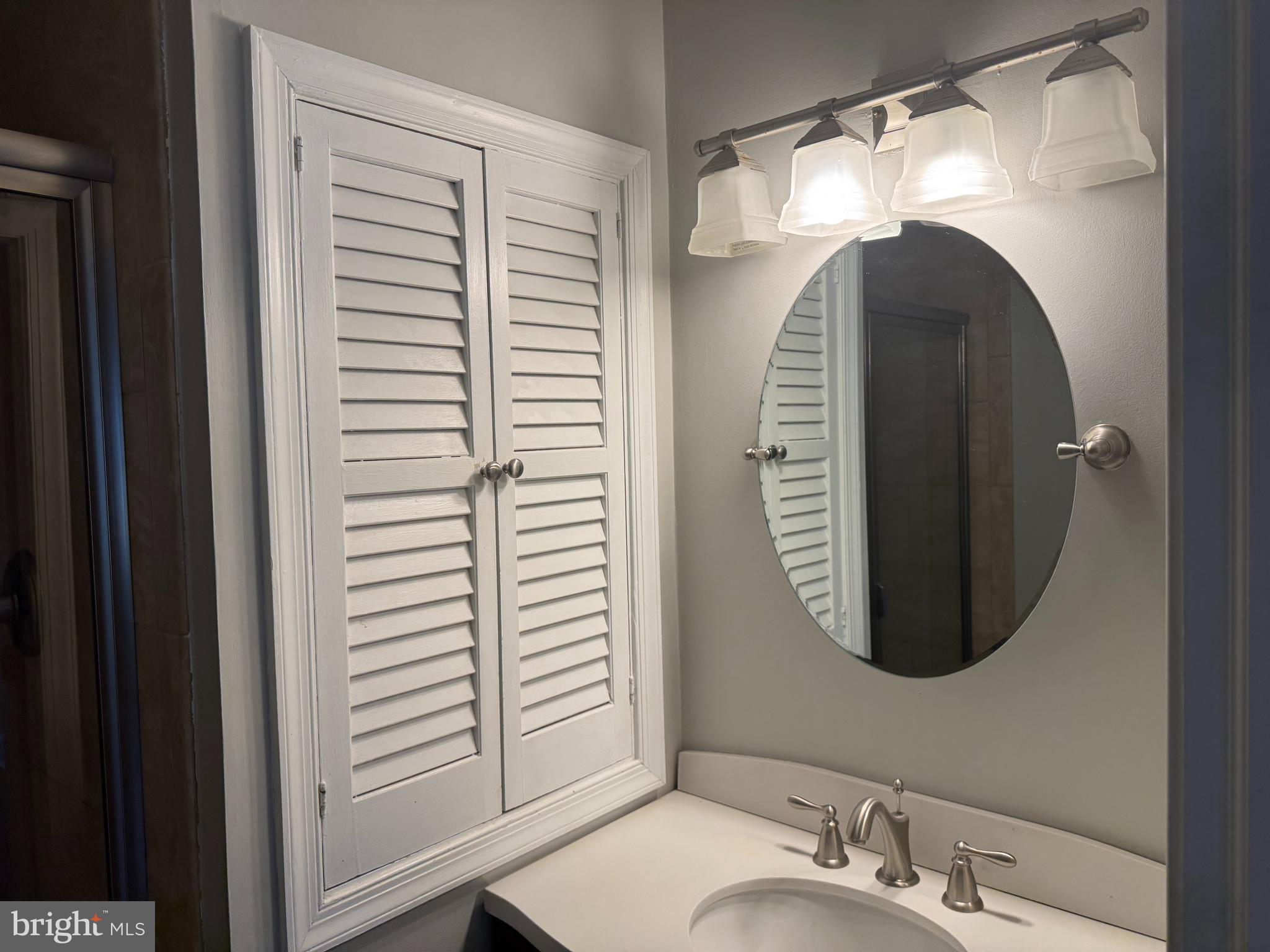 RHONDDA - Residential