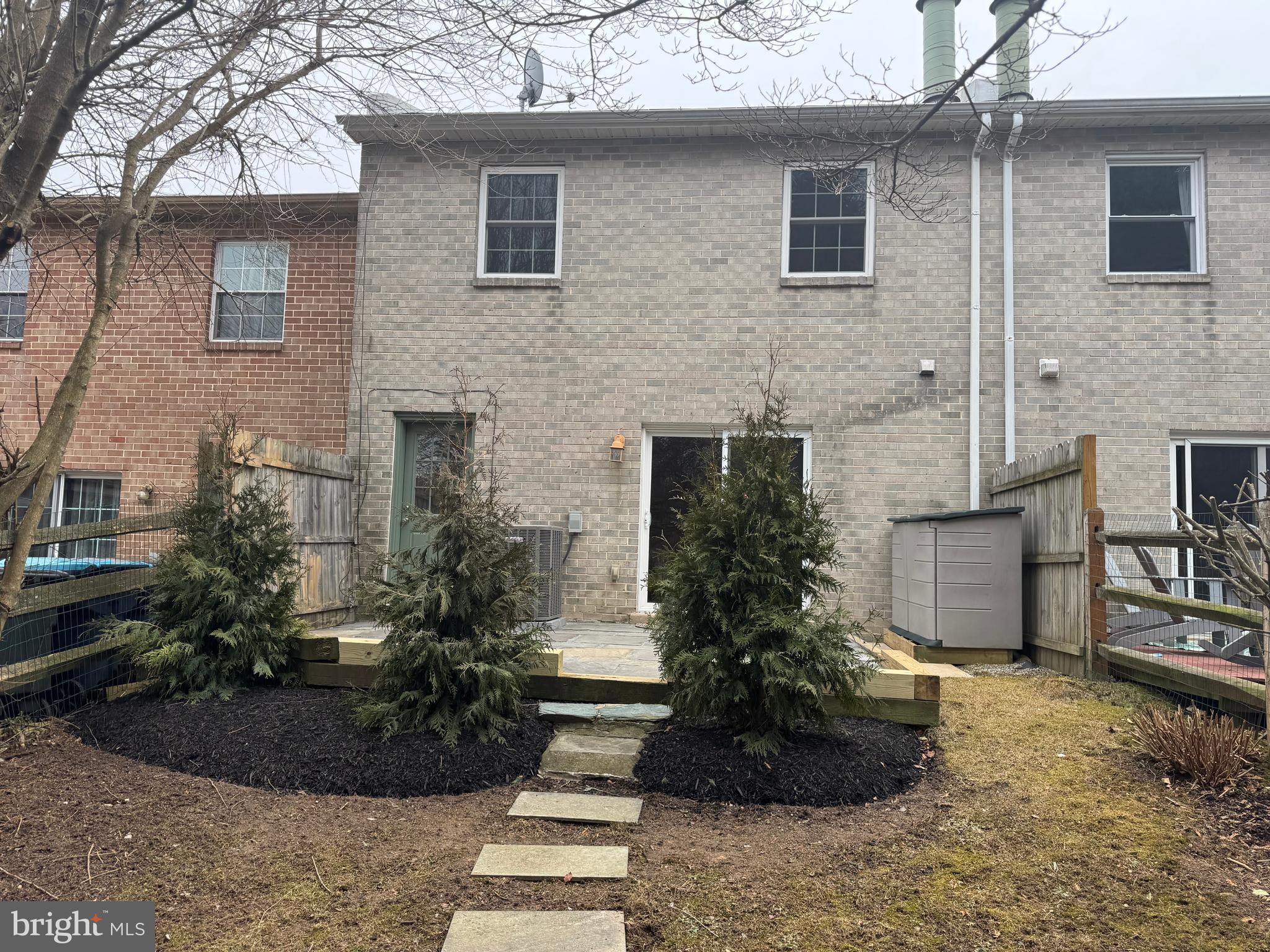 RHONDDA - Residential