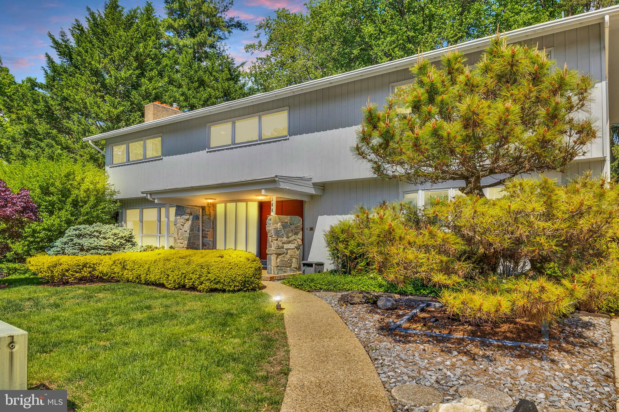 ADMIRAL HEIGHTS - Residential