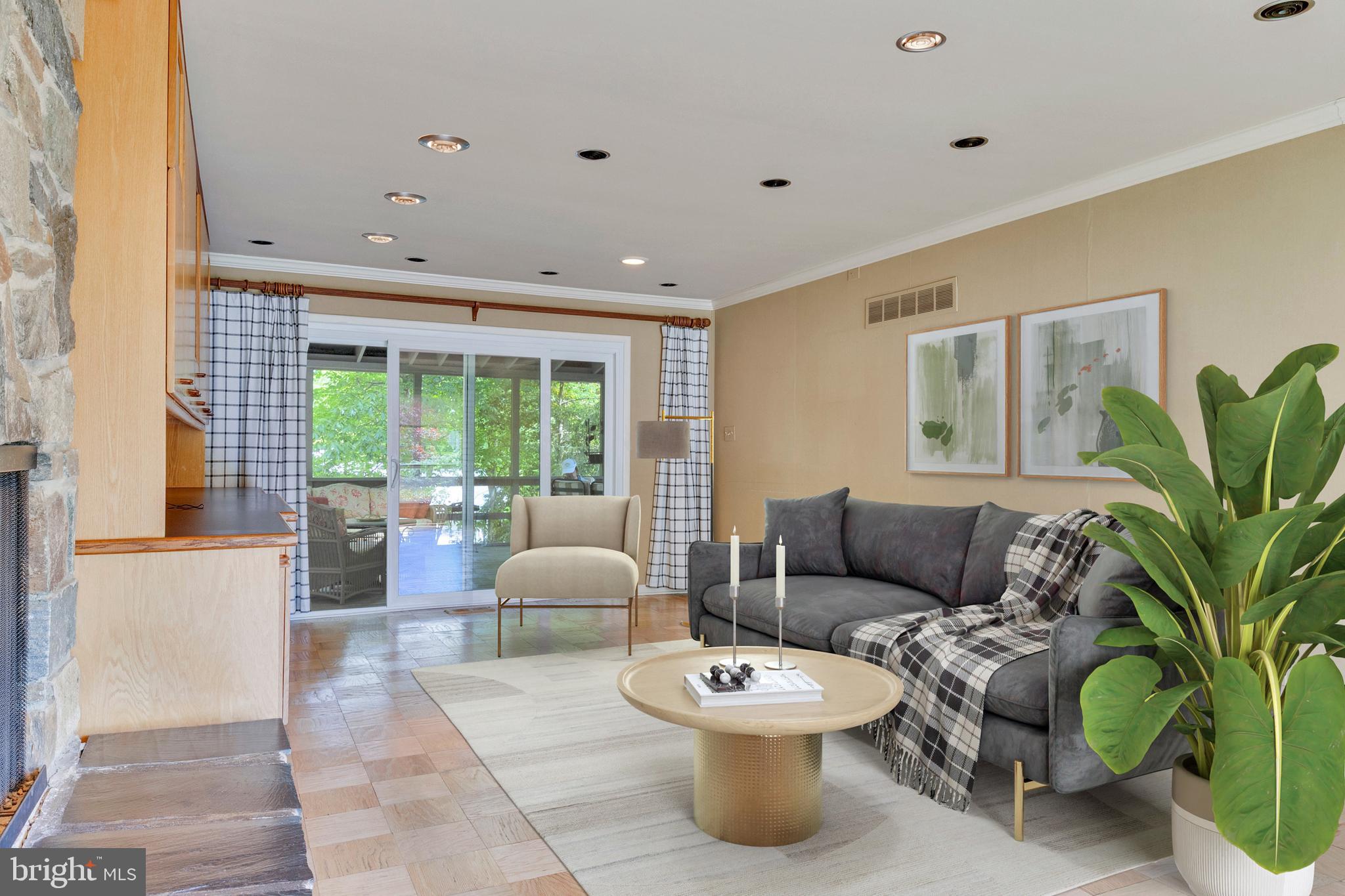 ADMIRAL HEIGHTS - Residential