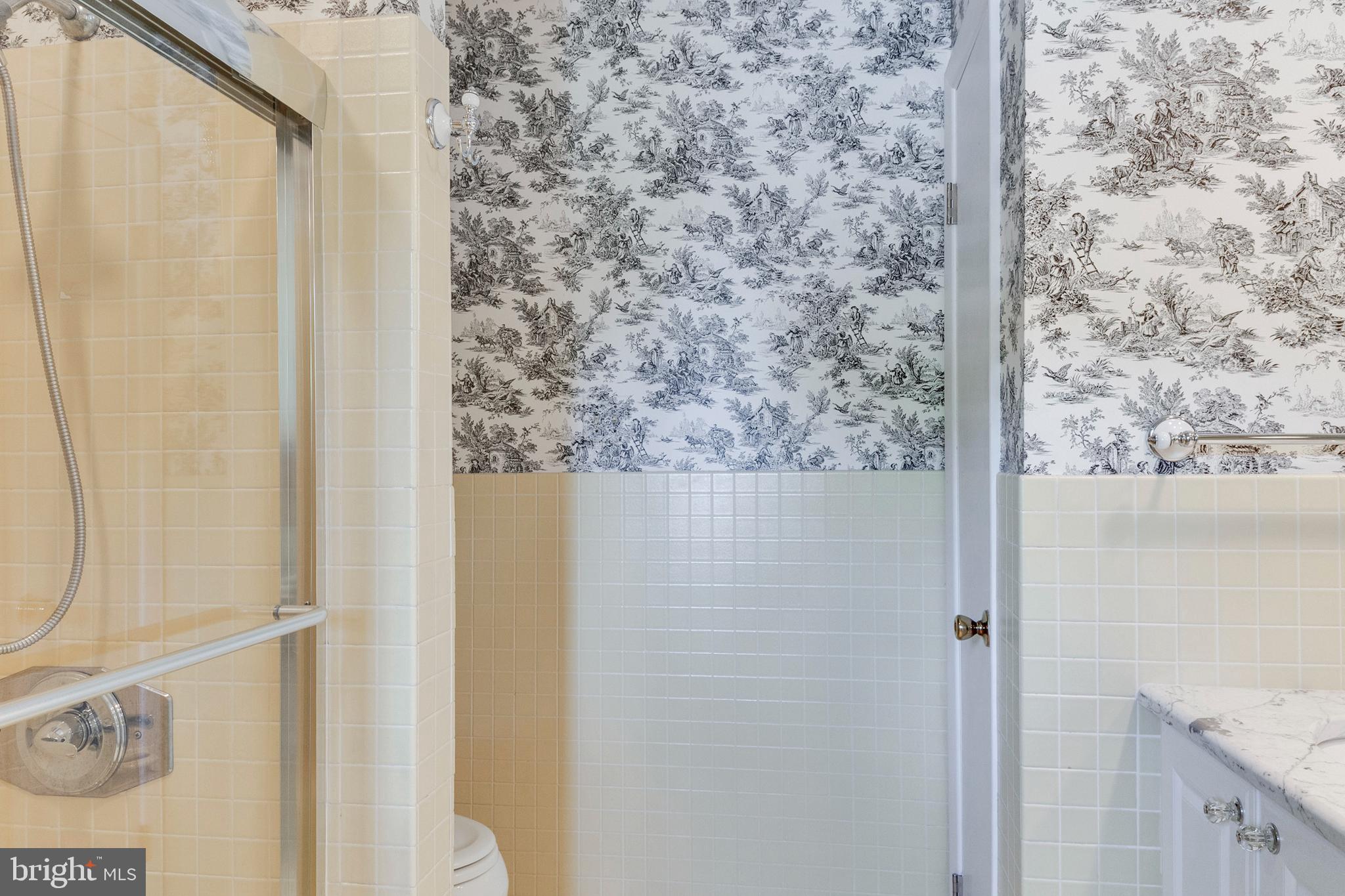 ADMIRAL HEIGHTS - Residential