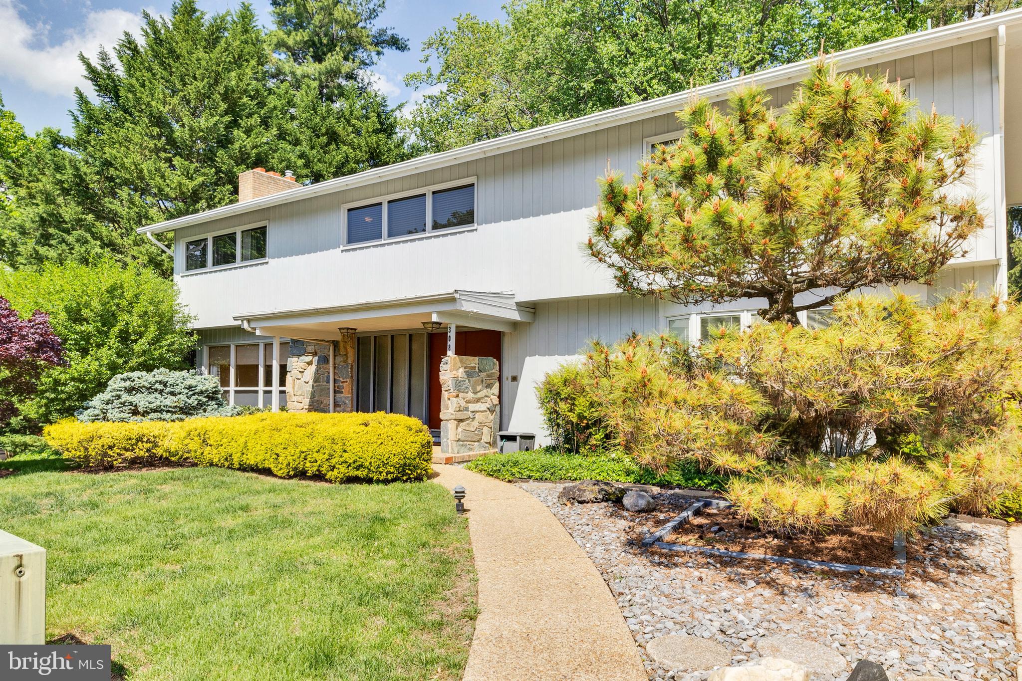 ADMIRAL HEIGHTS - Residential