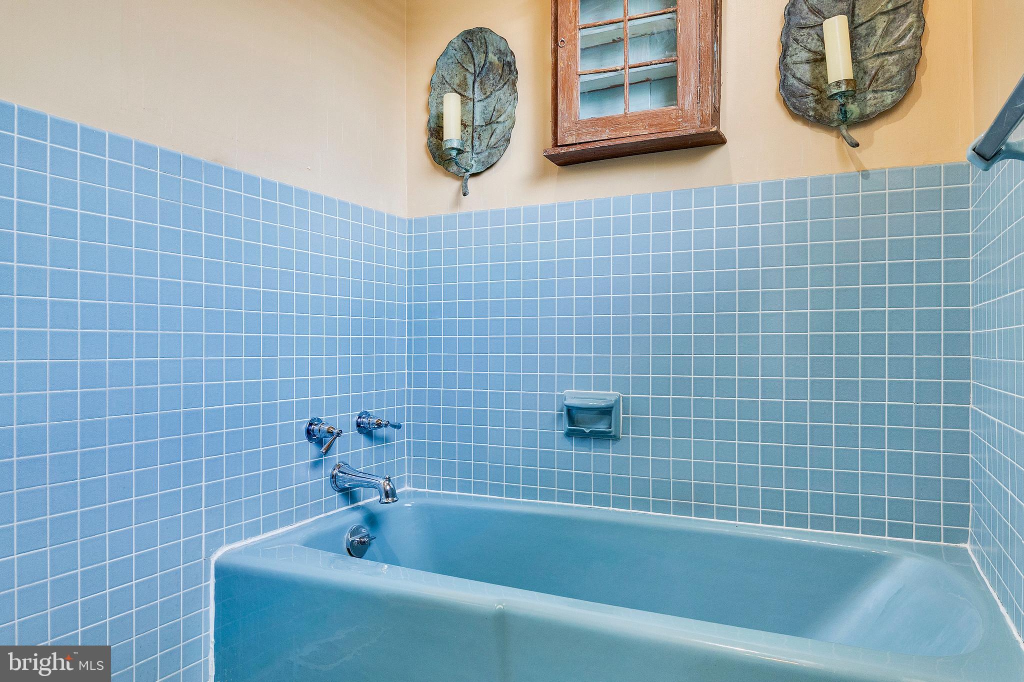 ADMIRAL HEIGHTS - Residential