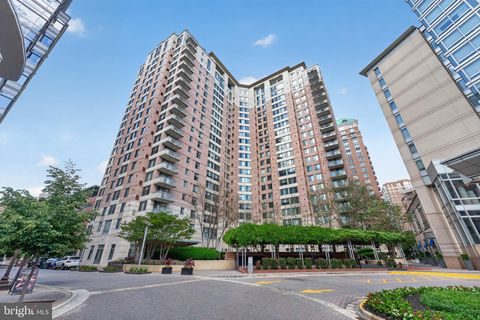 Condo For Sale - 851 N Glebe Road #1301<br/> Arlington County, ARLINGTON, VA 22203