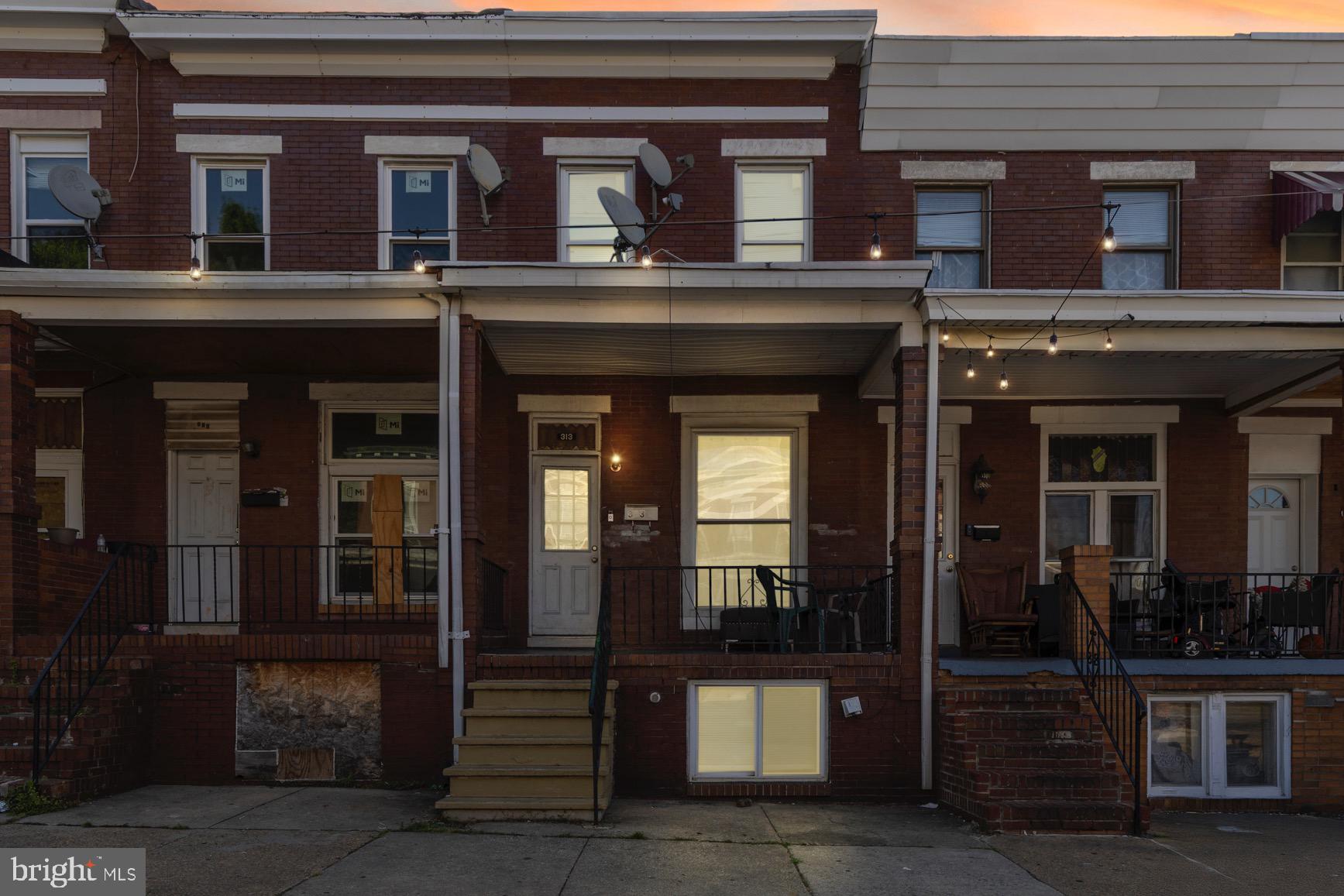 313 N ELLWOOD AVENUE