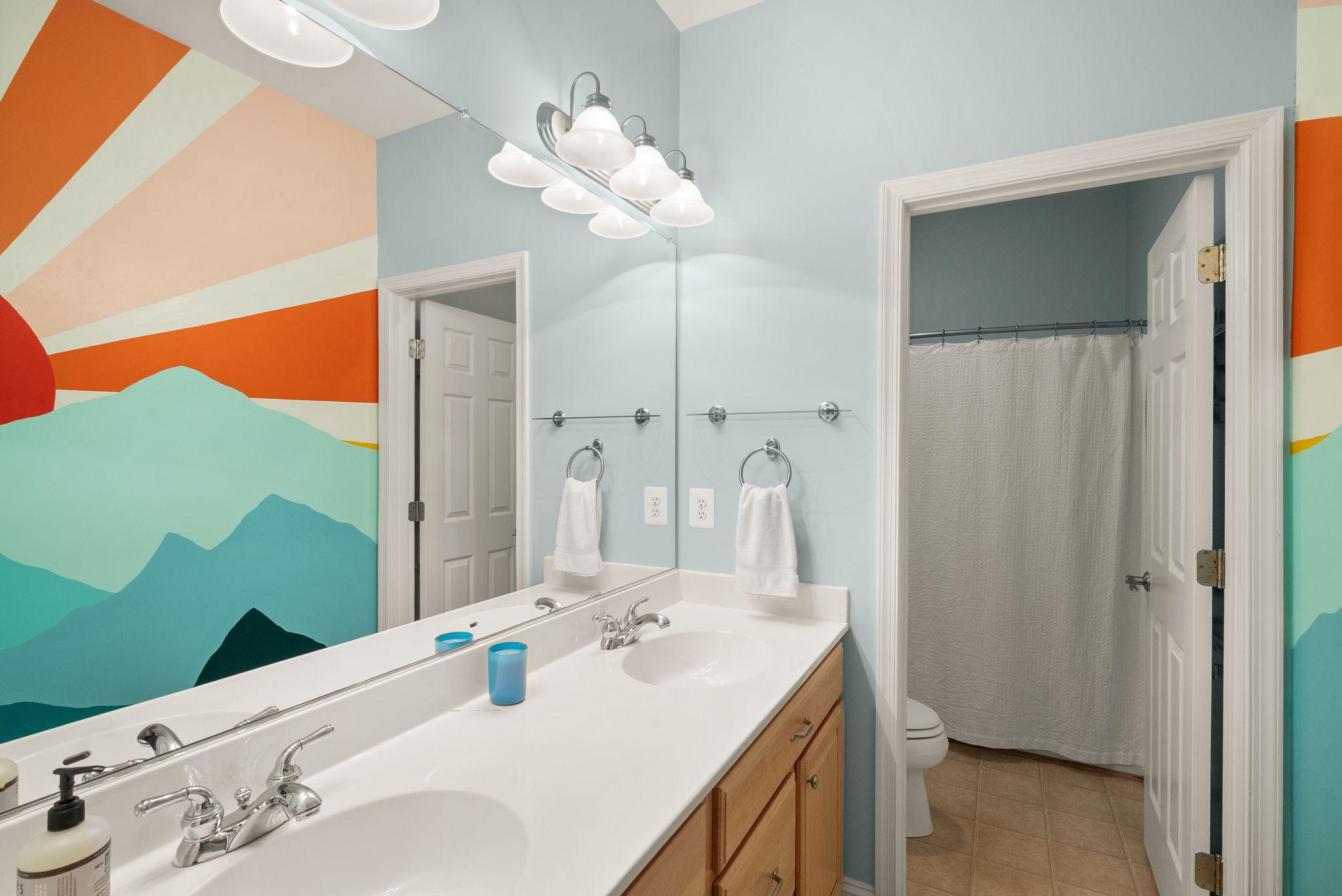 VILLAGE CASE - Residential