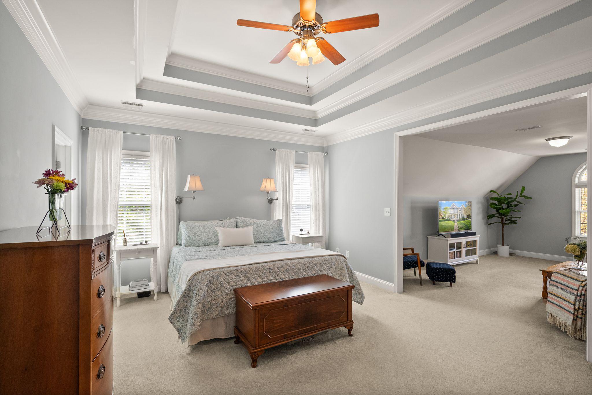 VILLAGE CASE - Residential