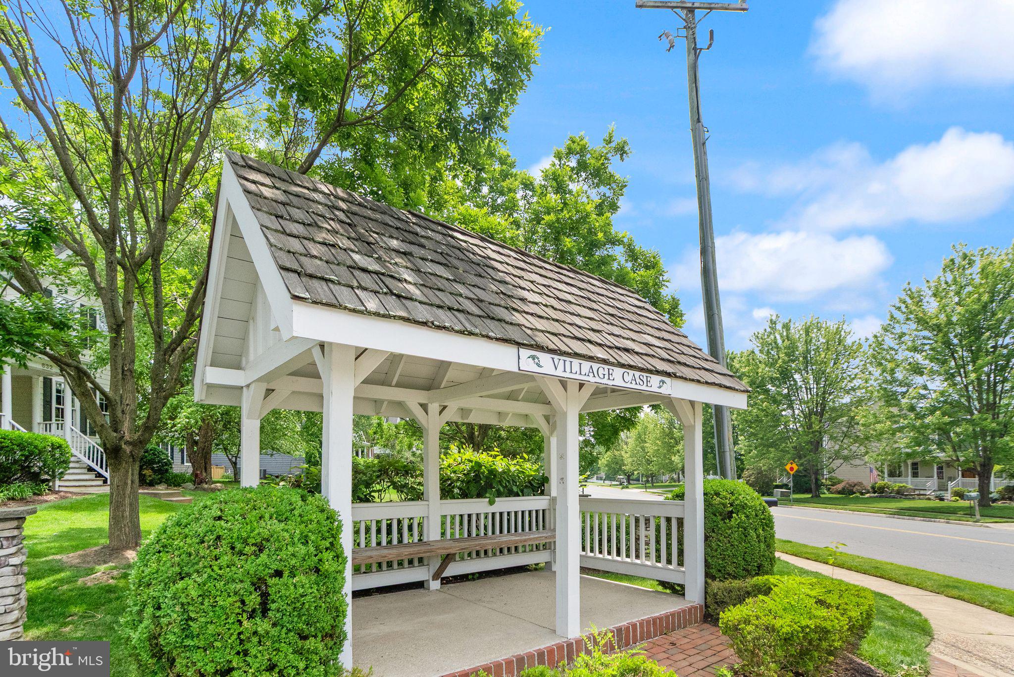 VILLAGE CASE - Residential