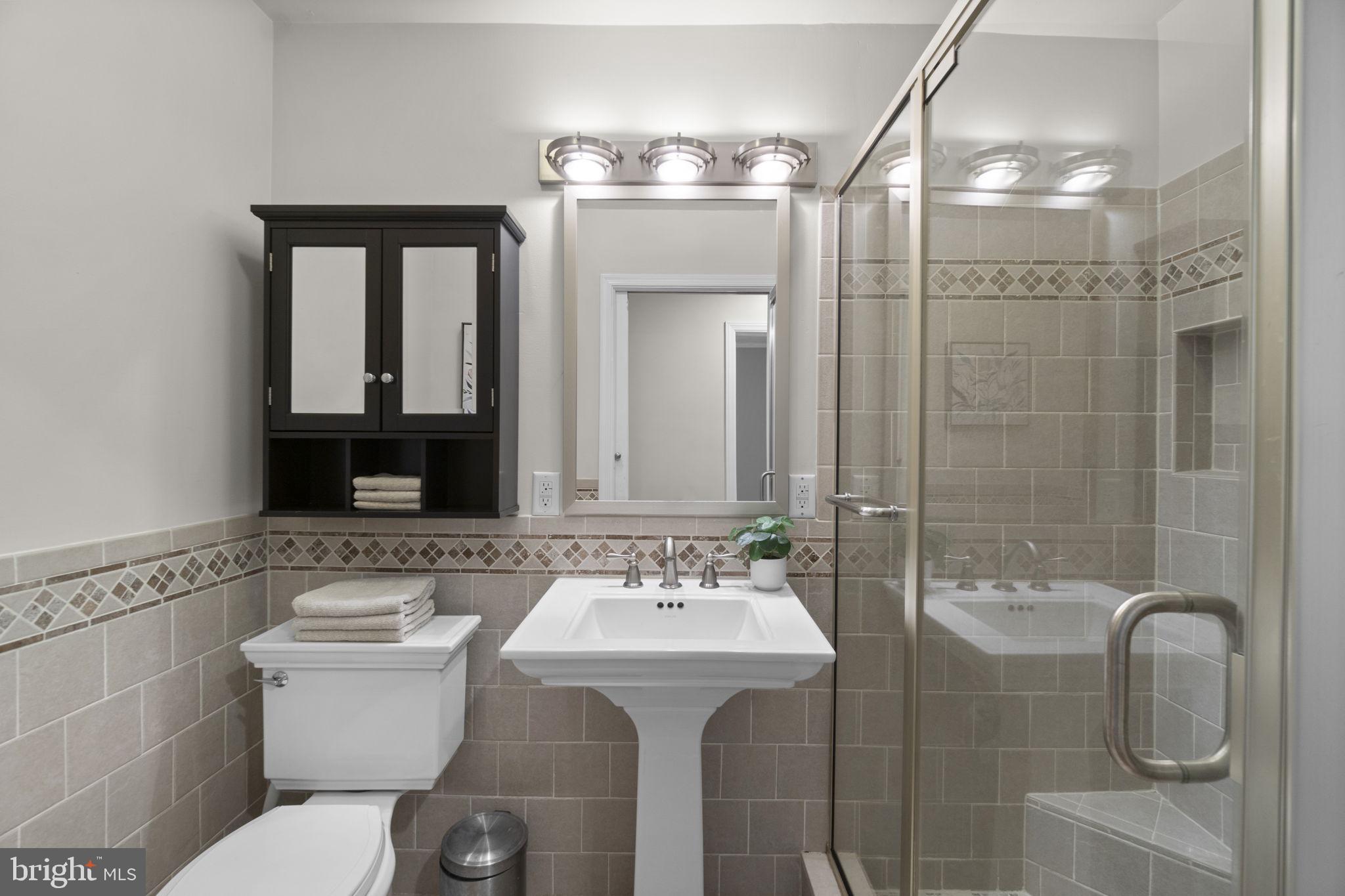 PIKESVILLE - Residential