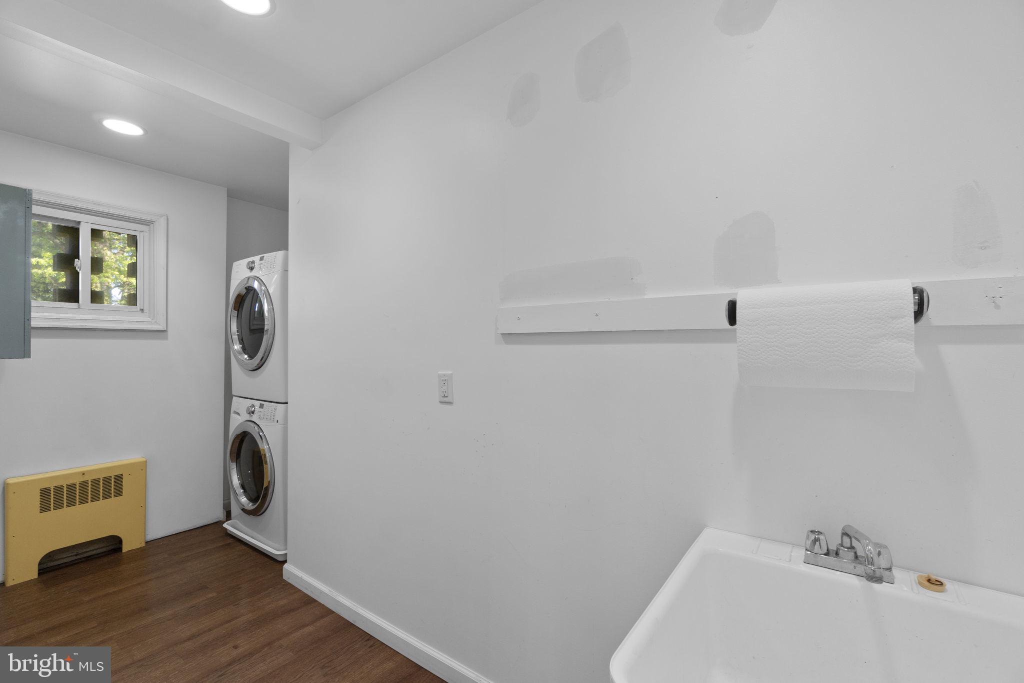 PIKESVILLE - Residential