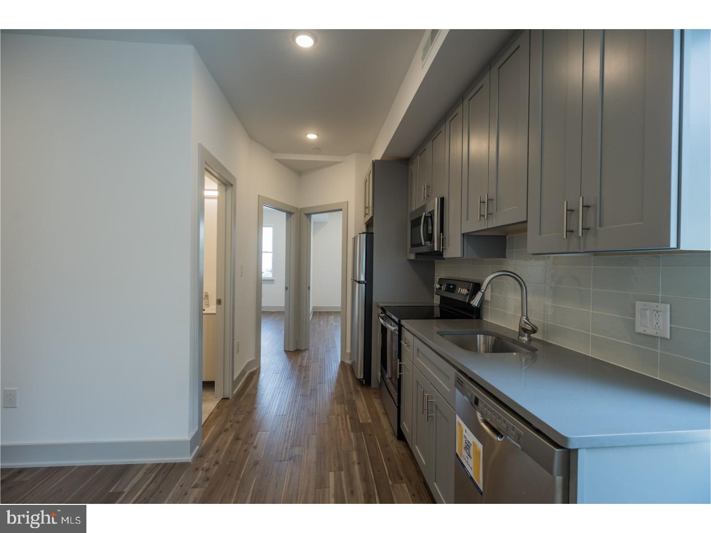 UNIVERSITY CITY - Residential Lease