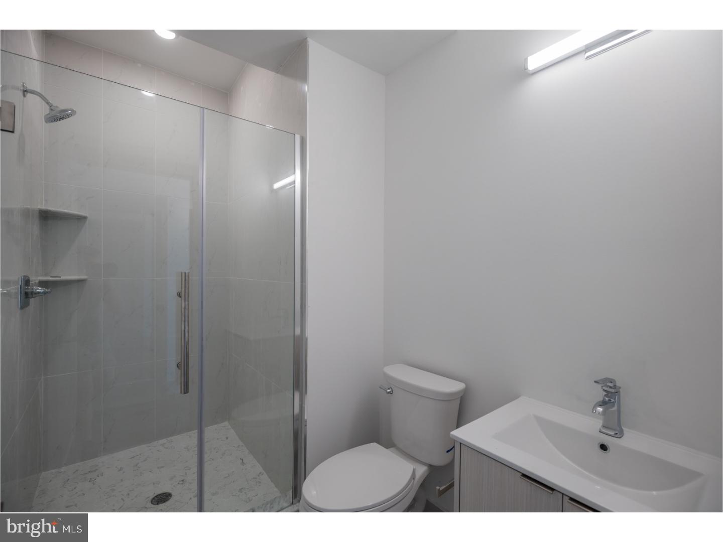 UNIVERSITY CITY - Residential Lease