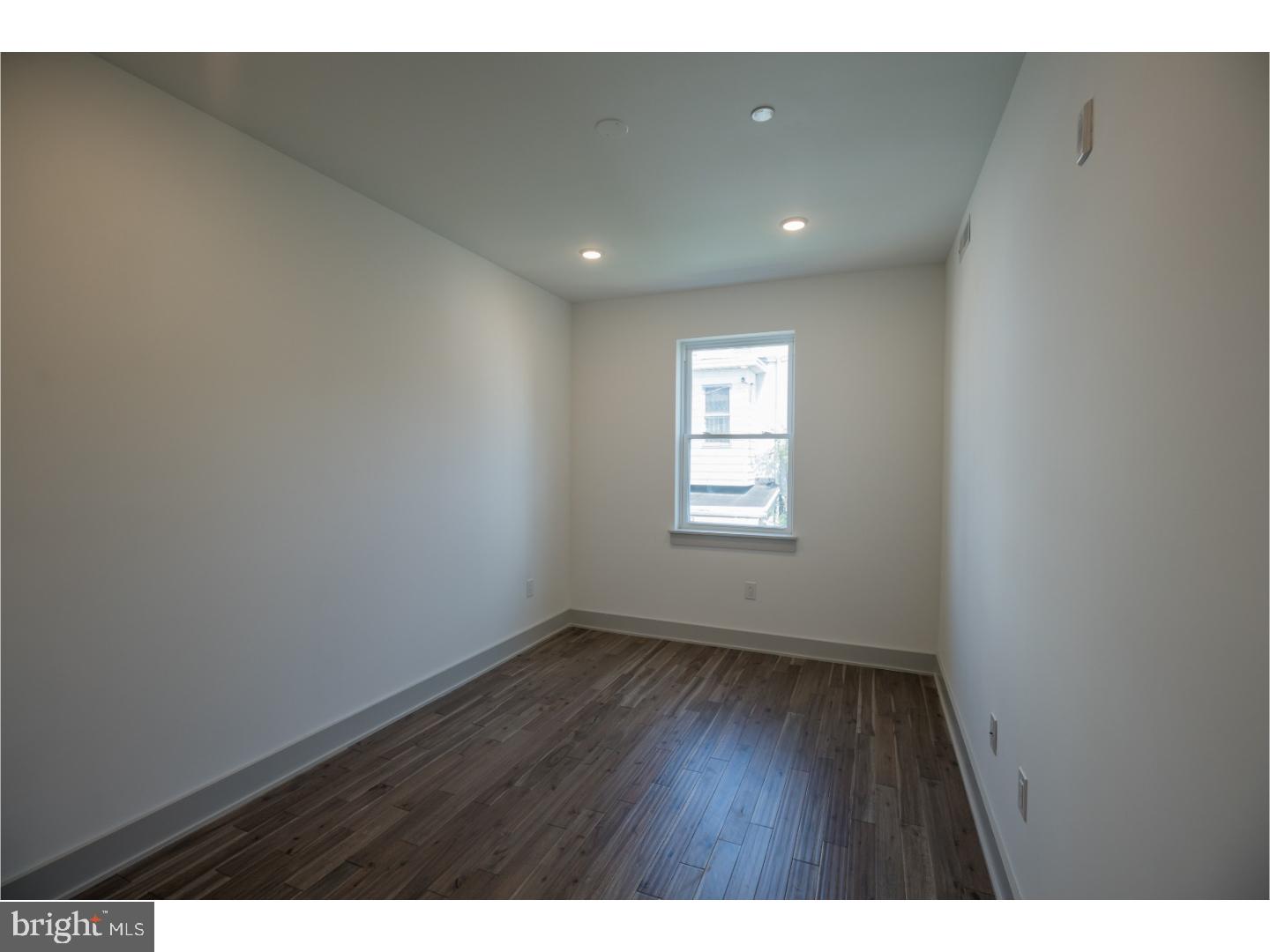 UNIVERSITY CITY - Residential Lease