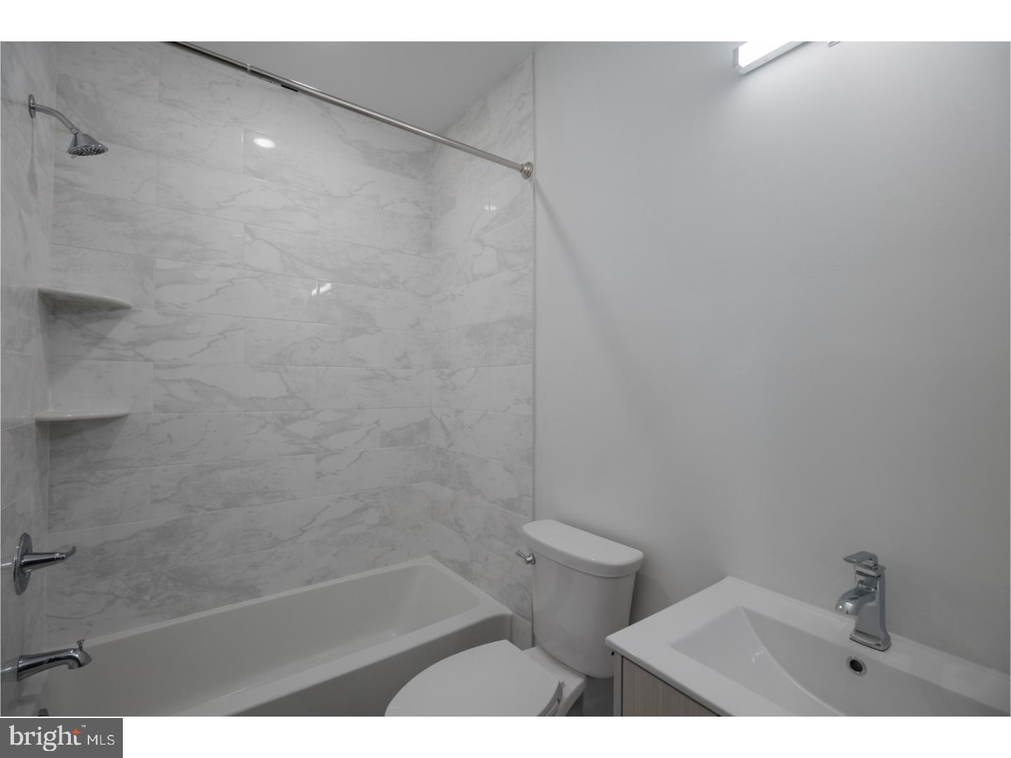 UNIVERSITY CITY - Residential Lease