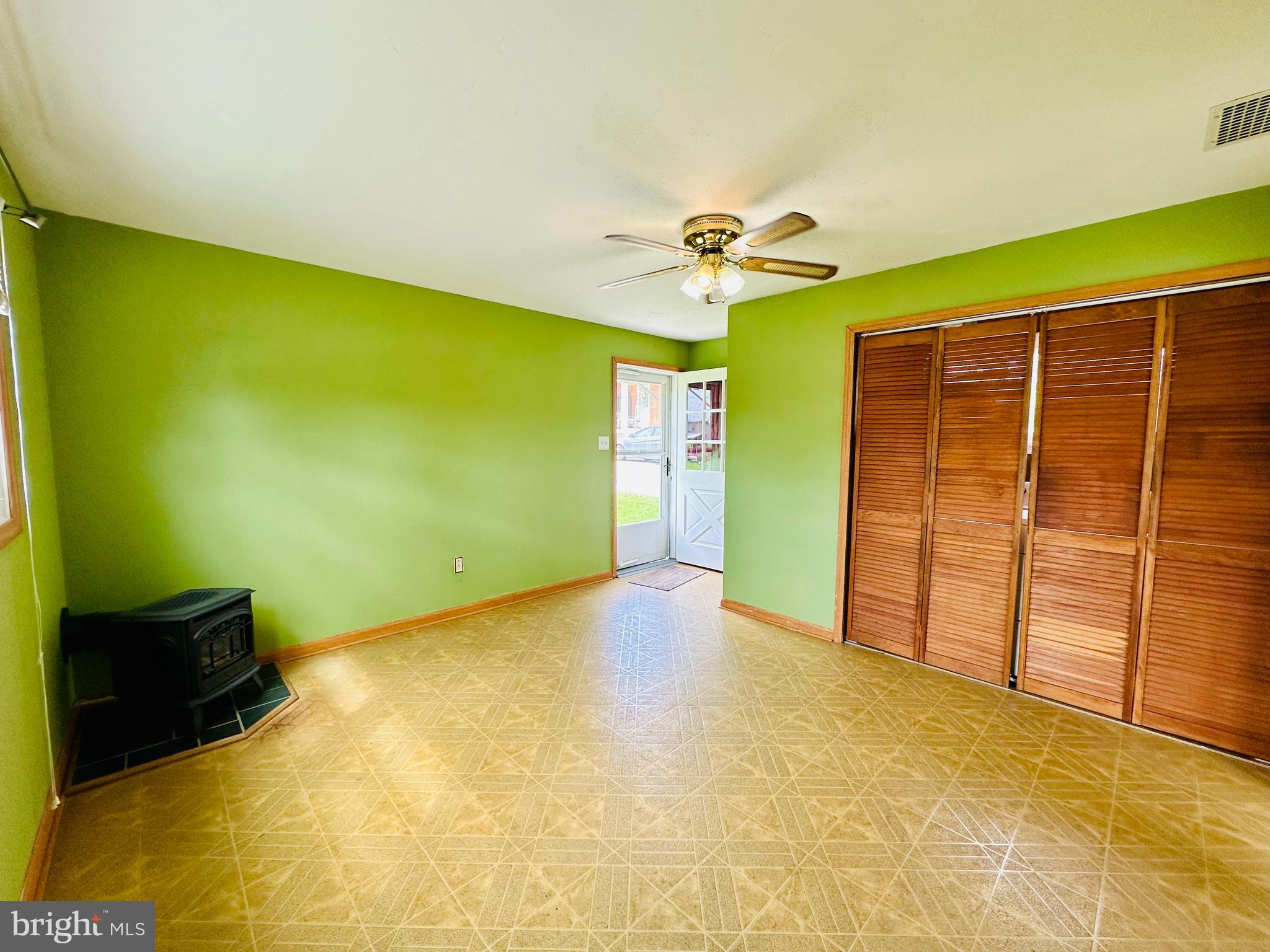 ABBOTTSTOWN - Residential