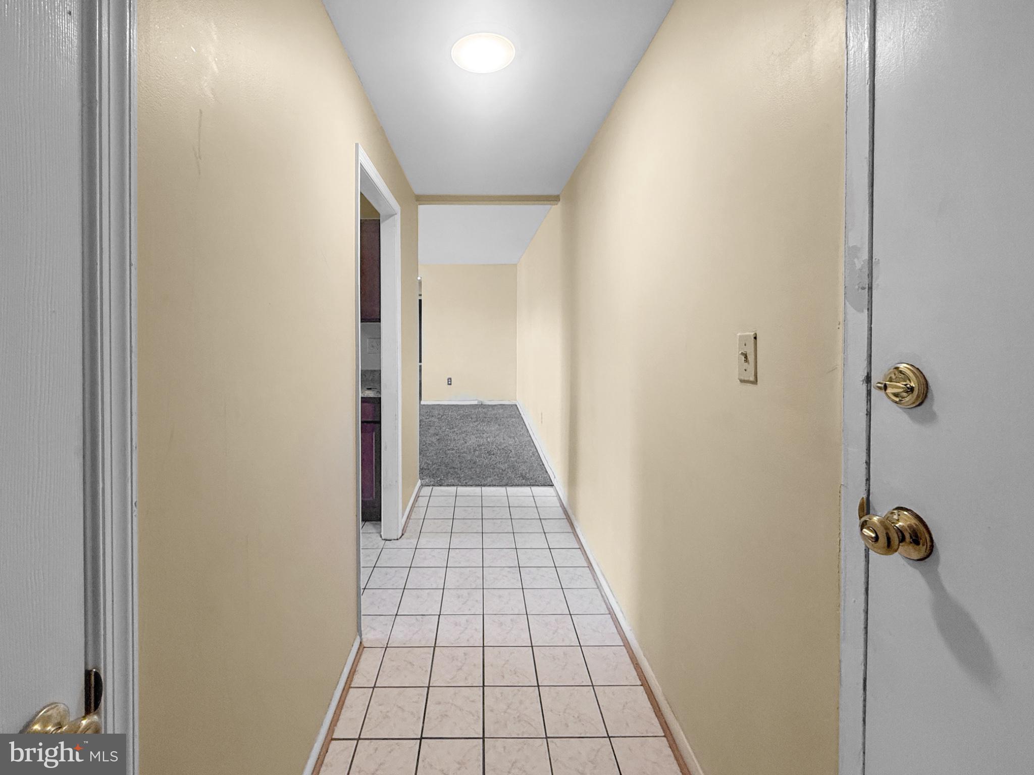 MARLOW TOWERS CONDOMINIUMS - Residential