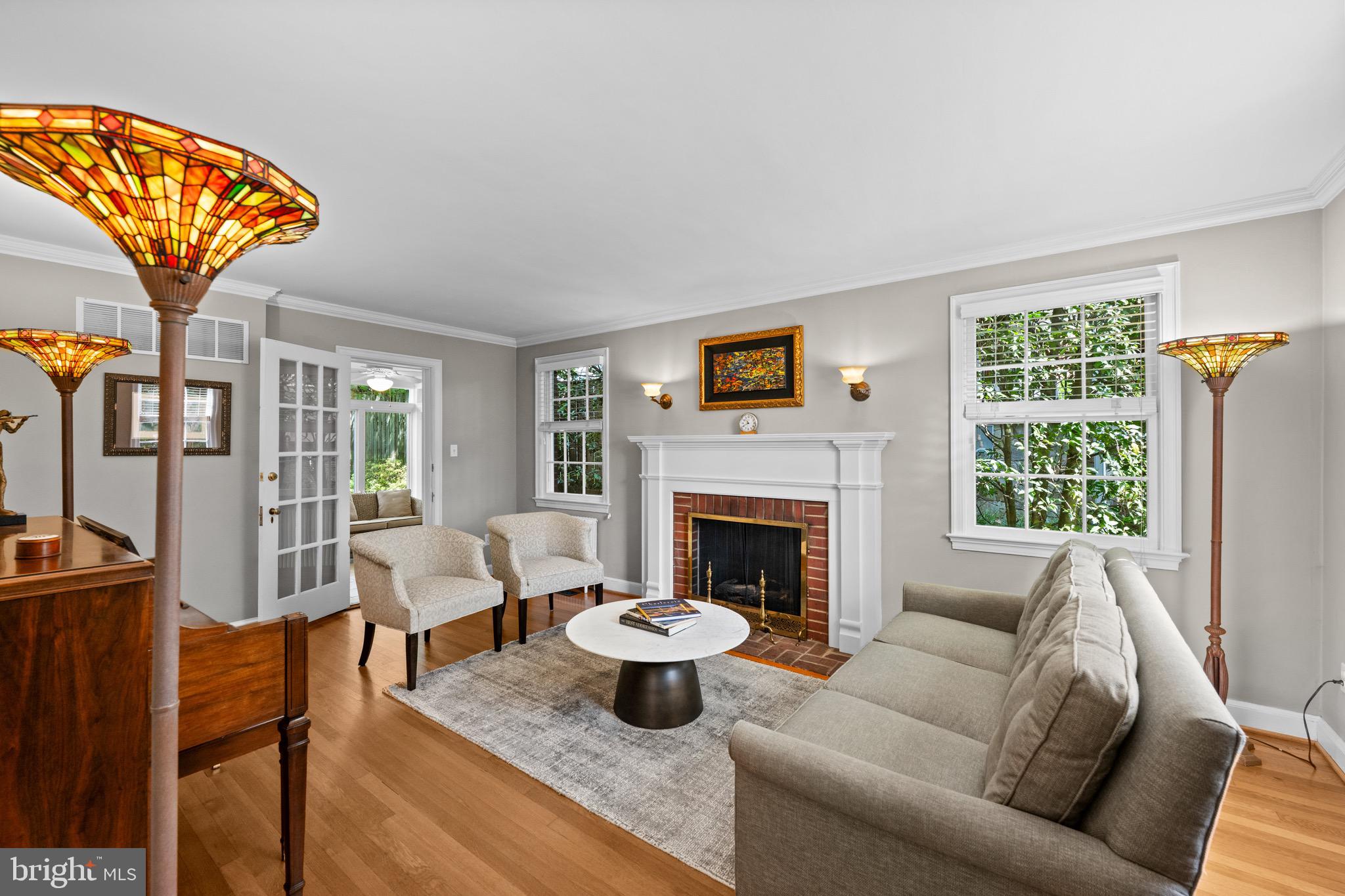 WHEATLEY HILLS - Residential