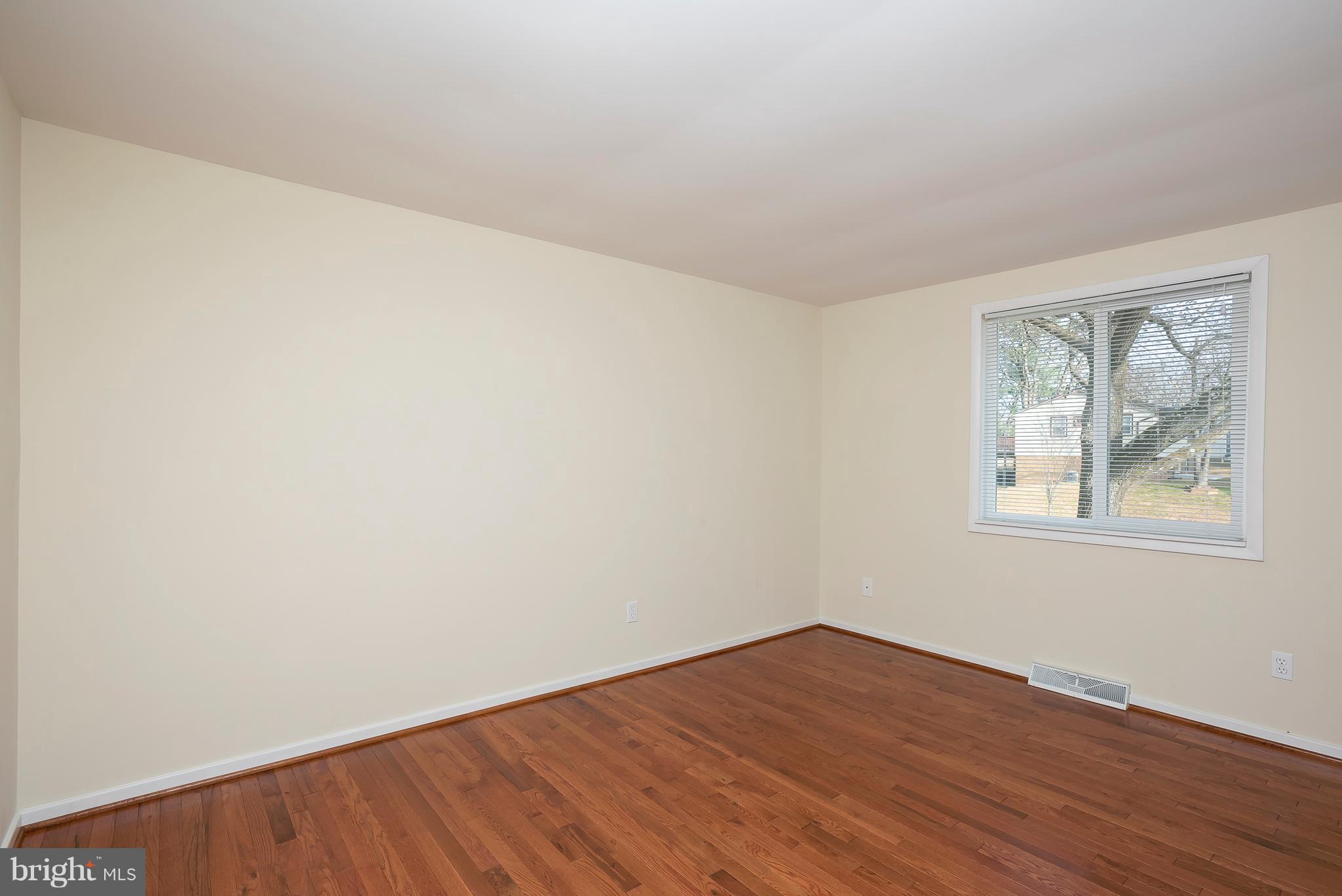 LONGFELLOW - Residential