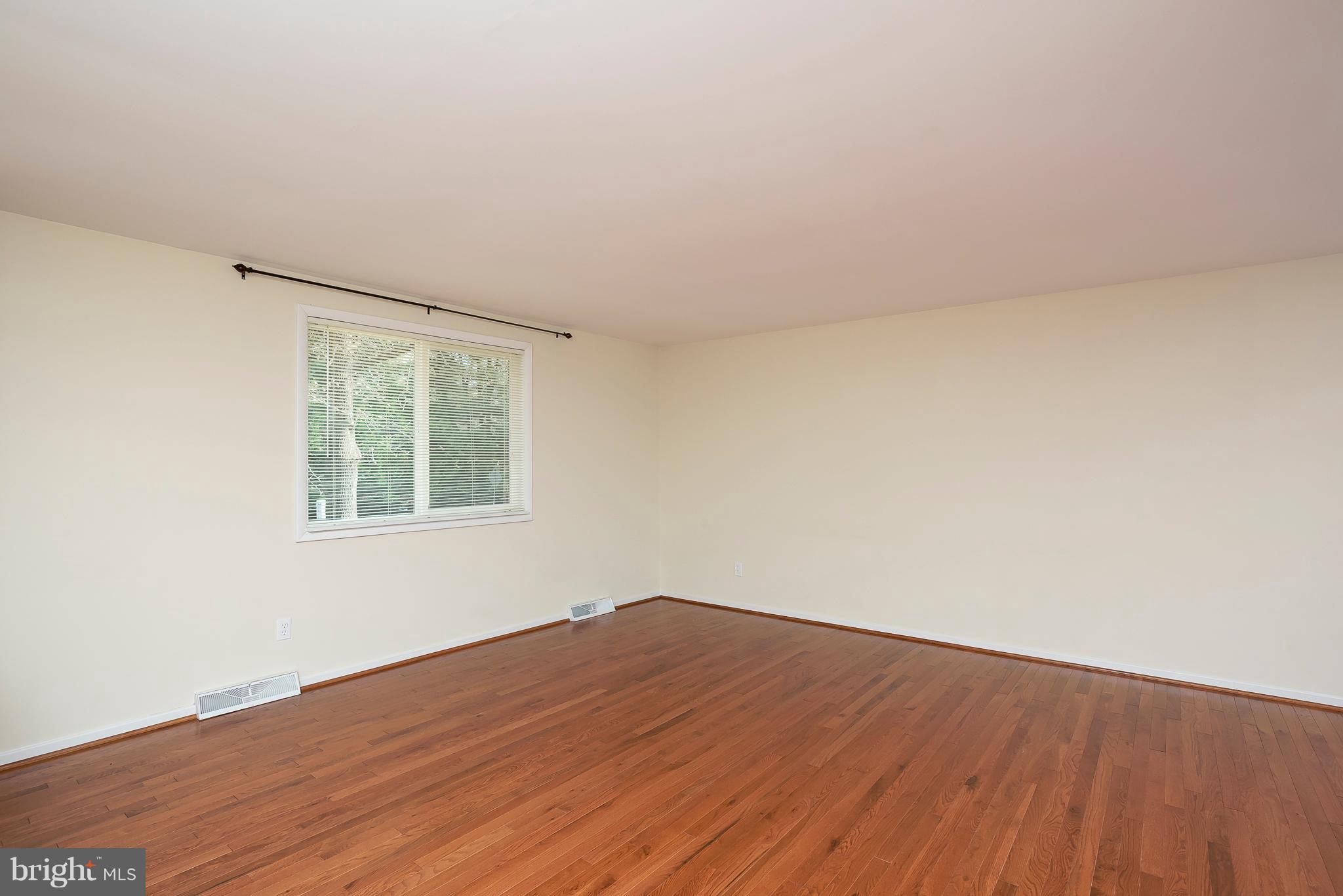 LONGFELLOW - Residential