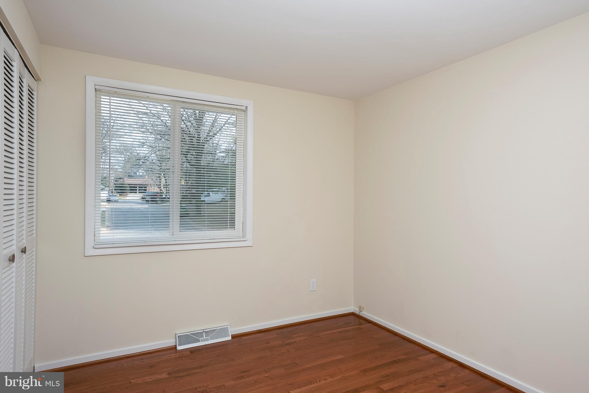 LONGFELLOW - Residential