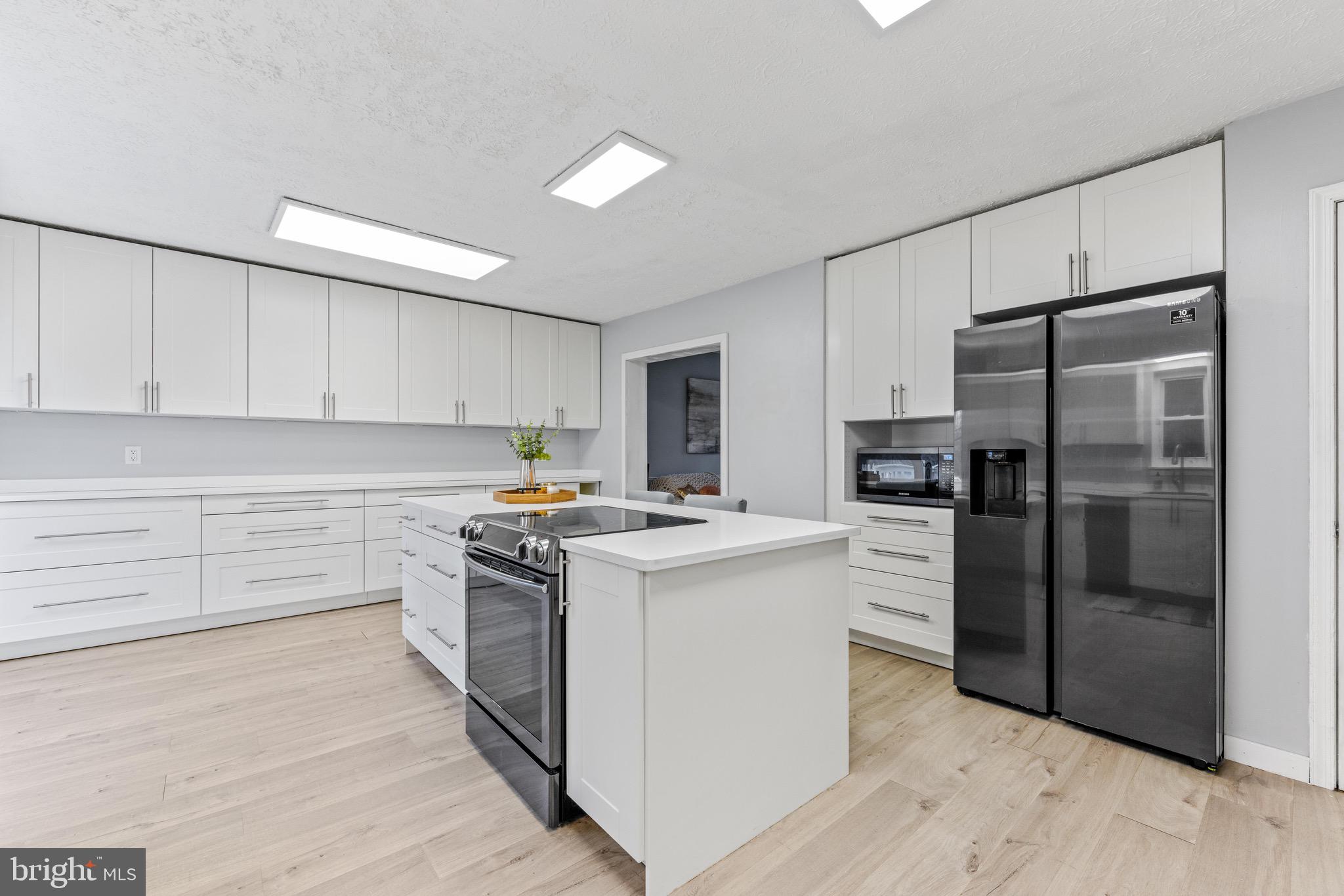 CHELSEA BEACH - Residential