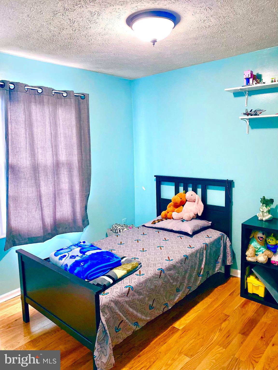 GUNNERS LAKE VILLAGE - Residential