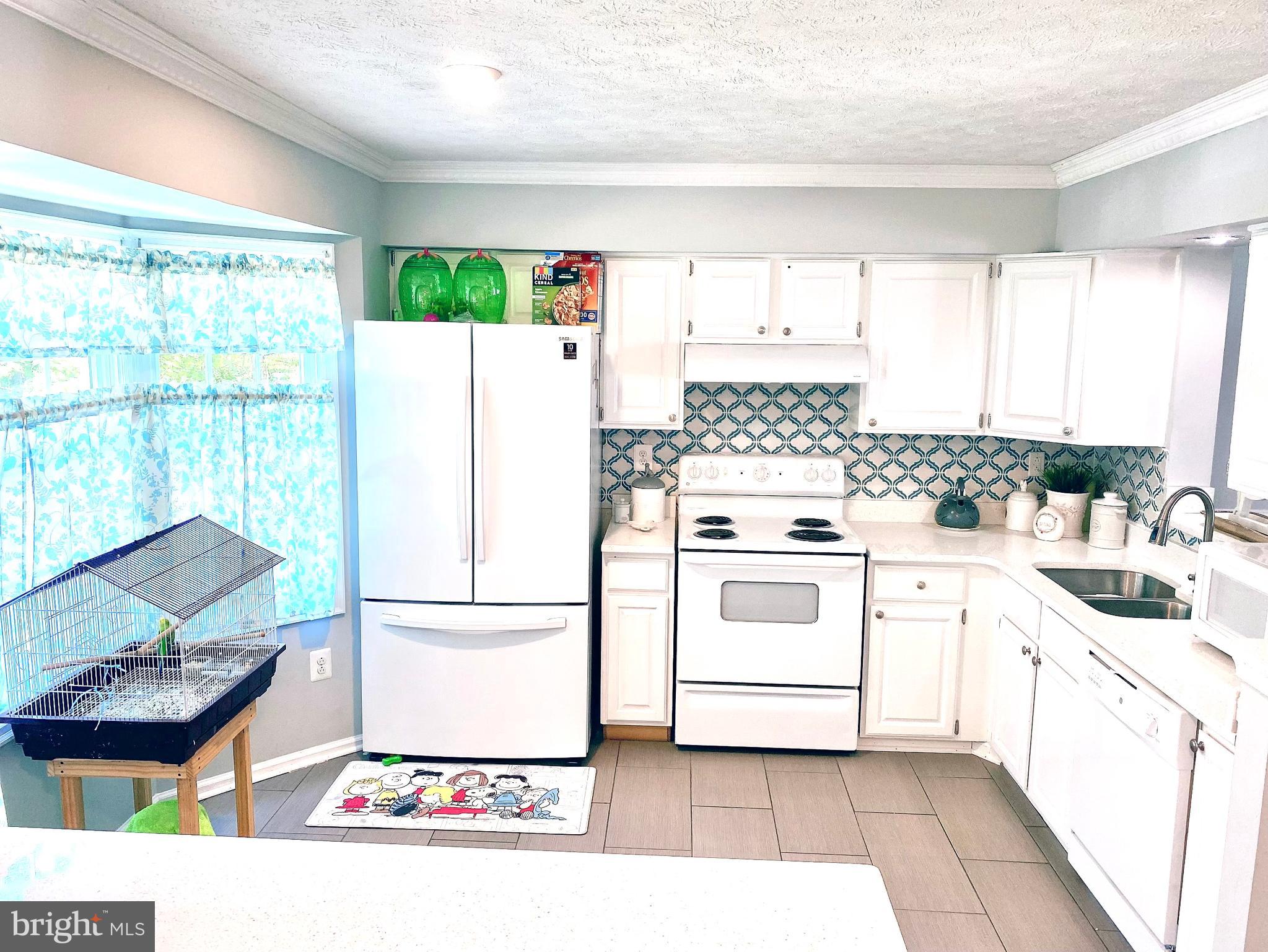 GUNNERS LAKE VILLAGE - Residential