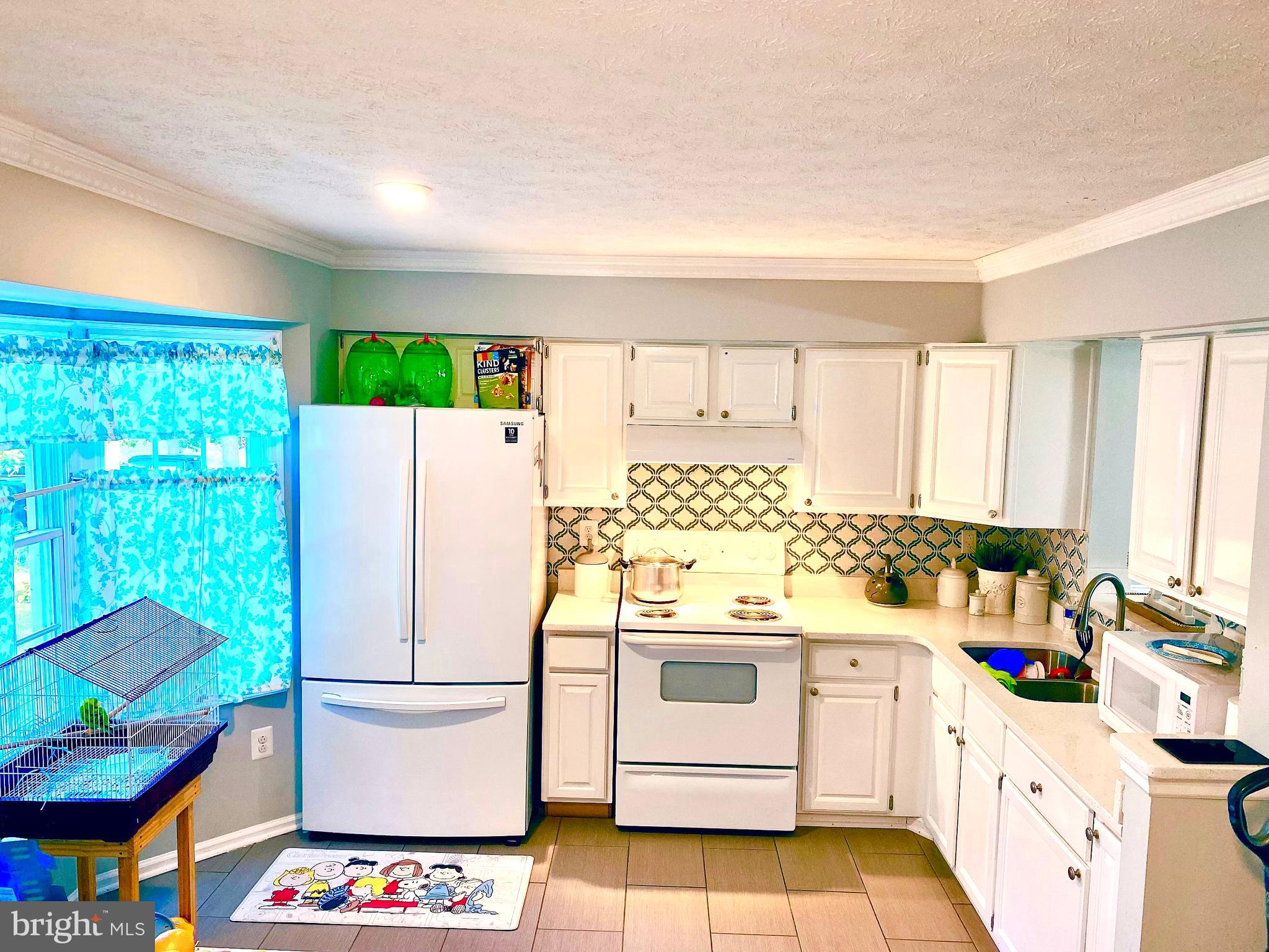 GUNNERS LAKE VILLAGE - Residential