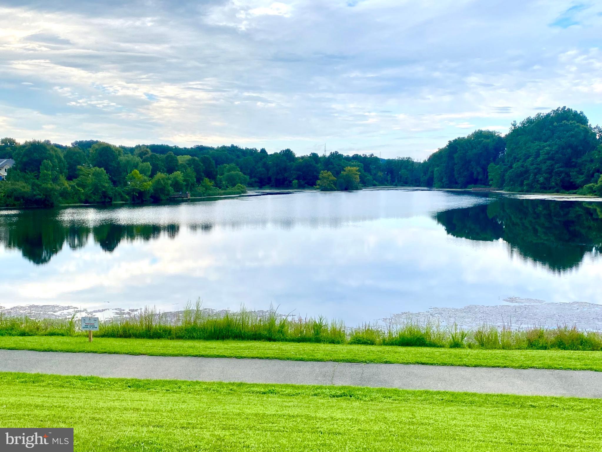 GUNNERS LAKE VILLAGE - Residential