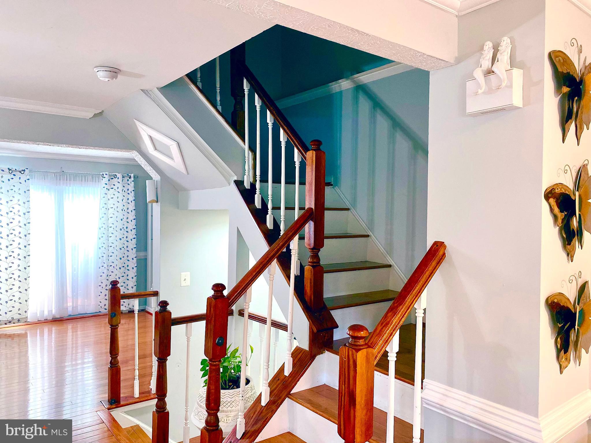 GUNNERS LAKE VILLAGE - Residential