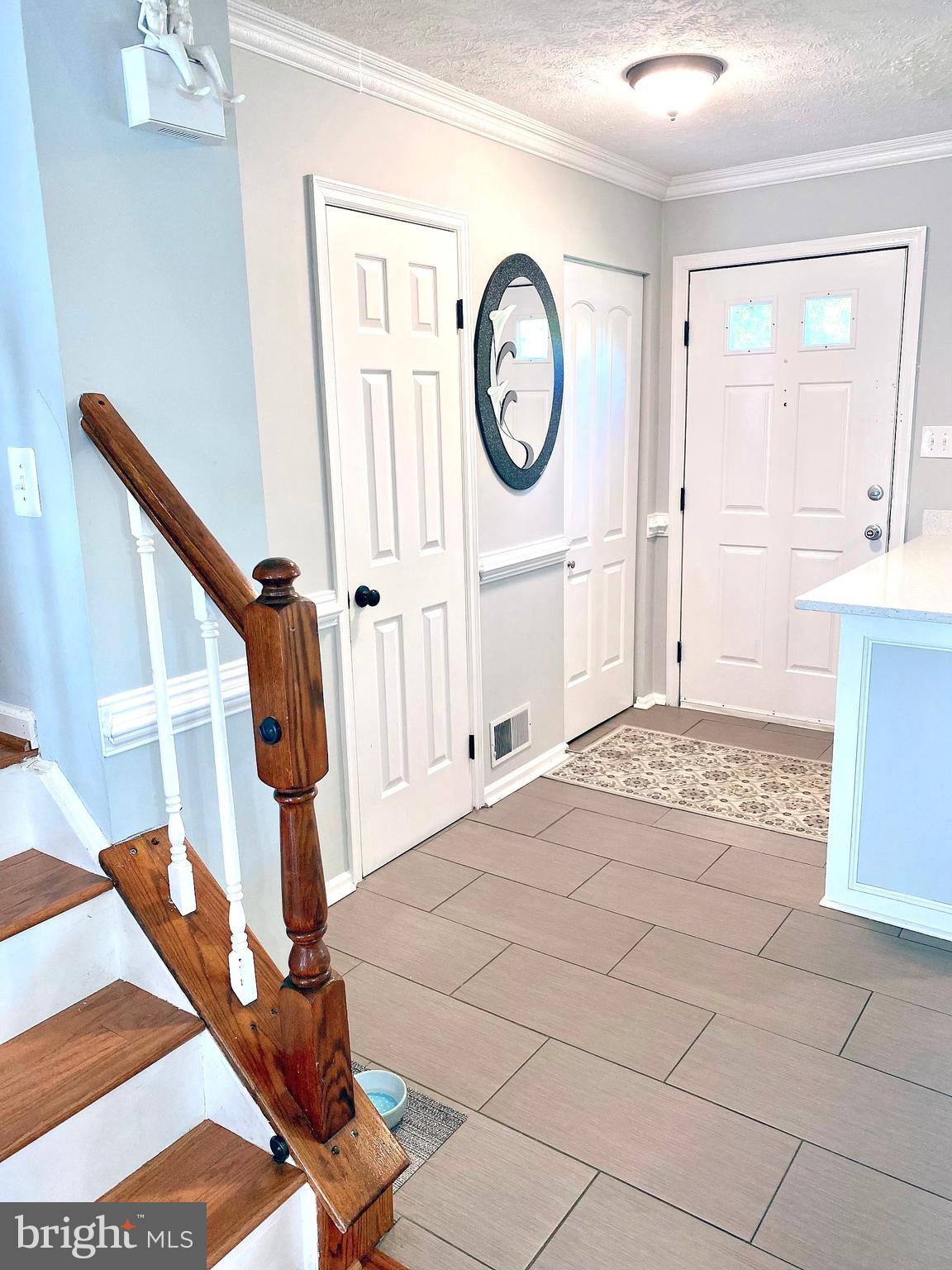 GUNNERS LAKE VILLAGE - Residential