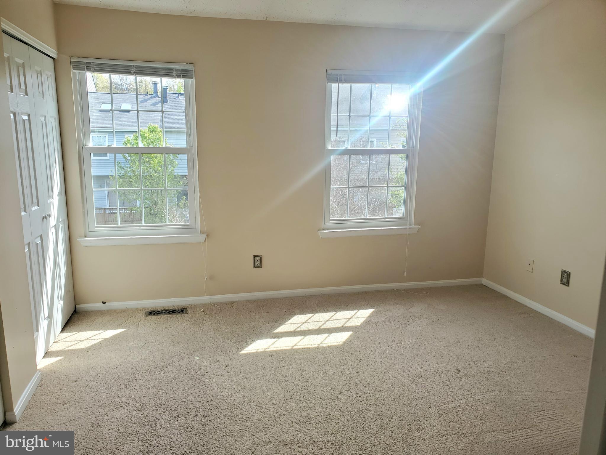 SINGLETONS GROVE - Residential Lease