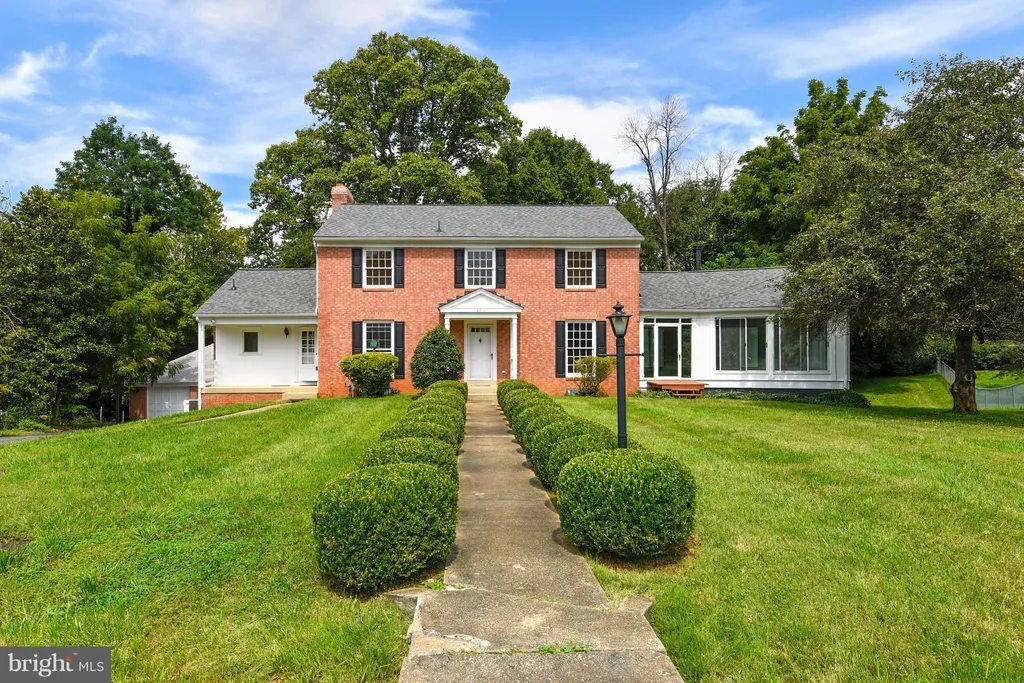 9212 Rose Anne Place, Gaithersburg, MD 20877