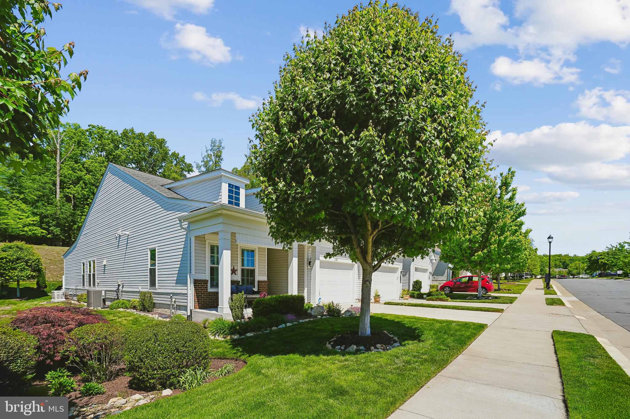 137 LONG POINT DRIVE