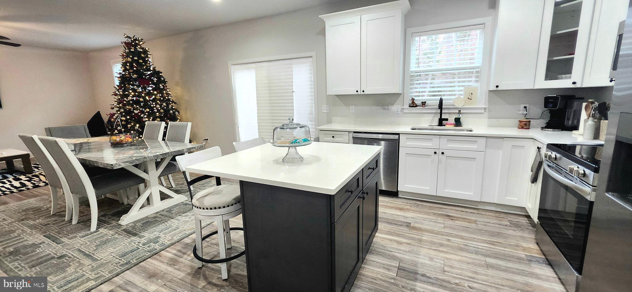 LAKE OF THE WOODS - Residential