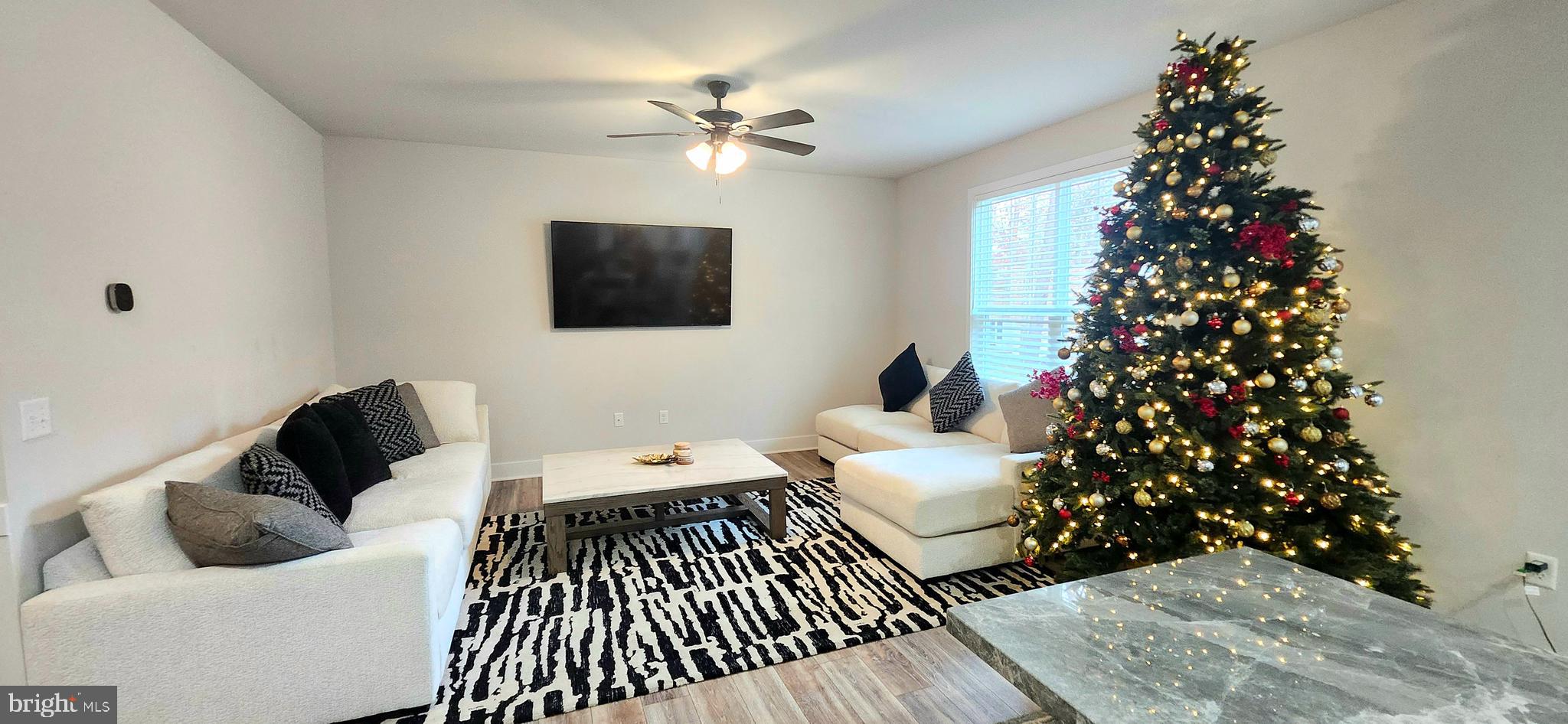 LAKE OF THE WOODS - Residential